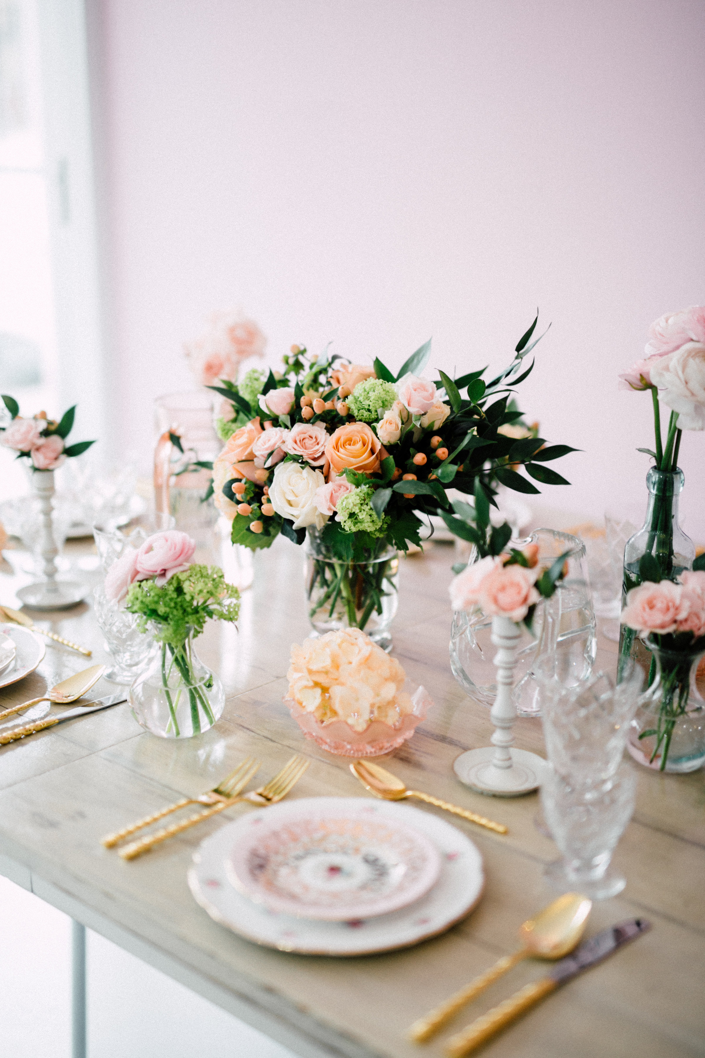 August In Bloom - Pastel tablescape - Bun In The Oven Baby Shower (Style Me Pretty & SMP Living)