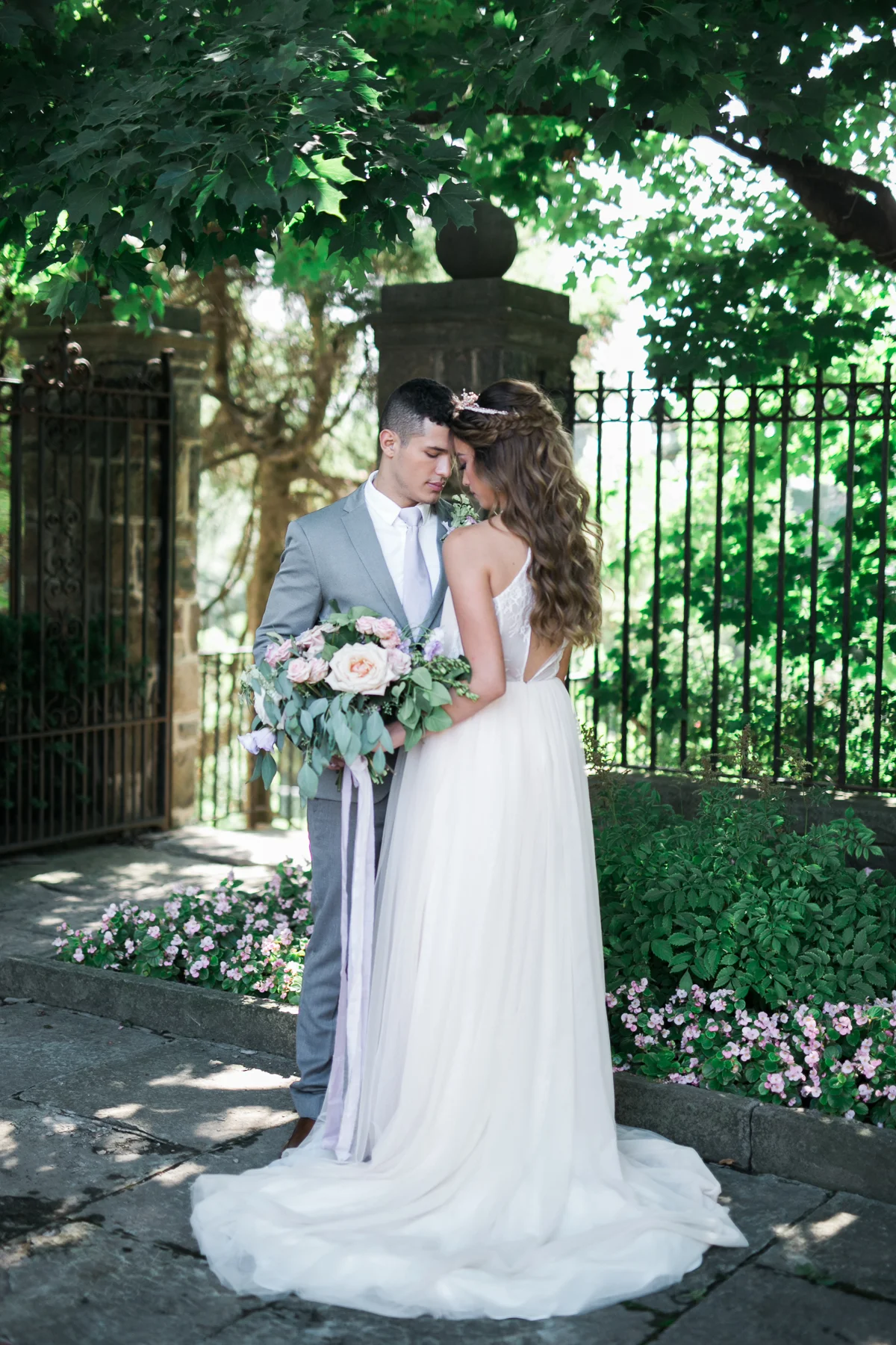August In Bloom - Bride and groom - Fairytale Wedding (Wedluxe)