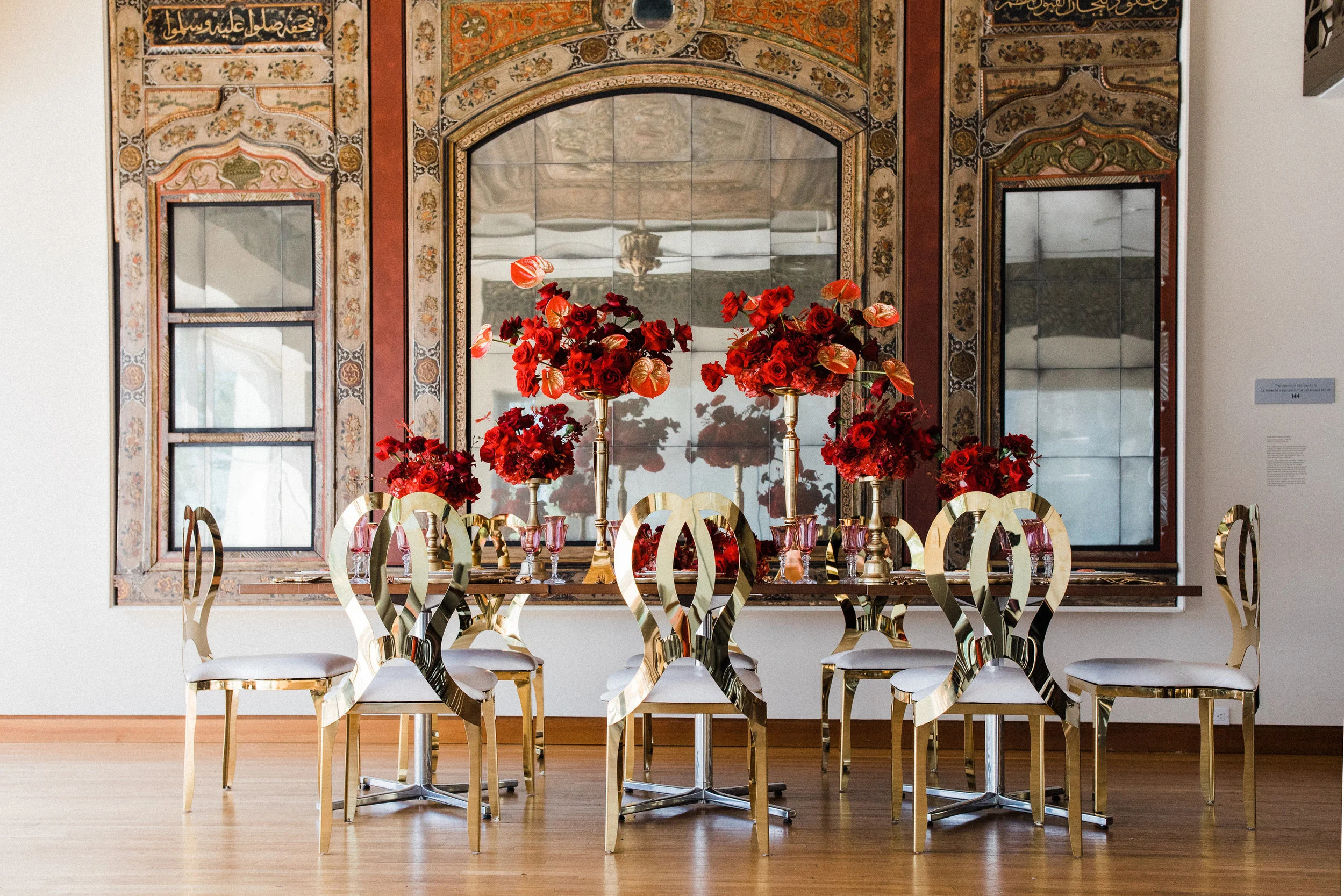 August In Bloom - Reception table - Scarlet Sweetheart (Lavish Dulhan)
