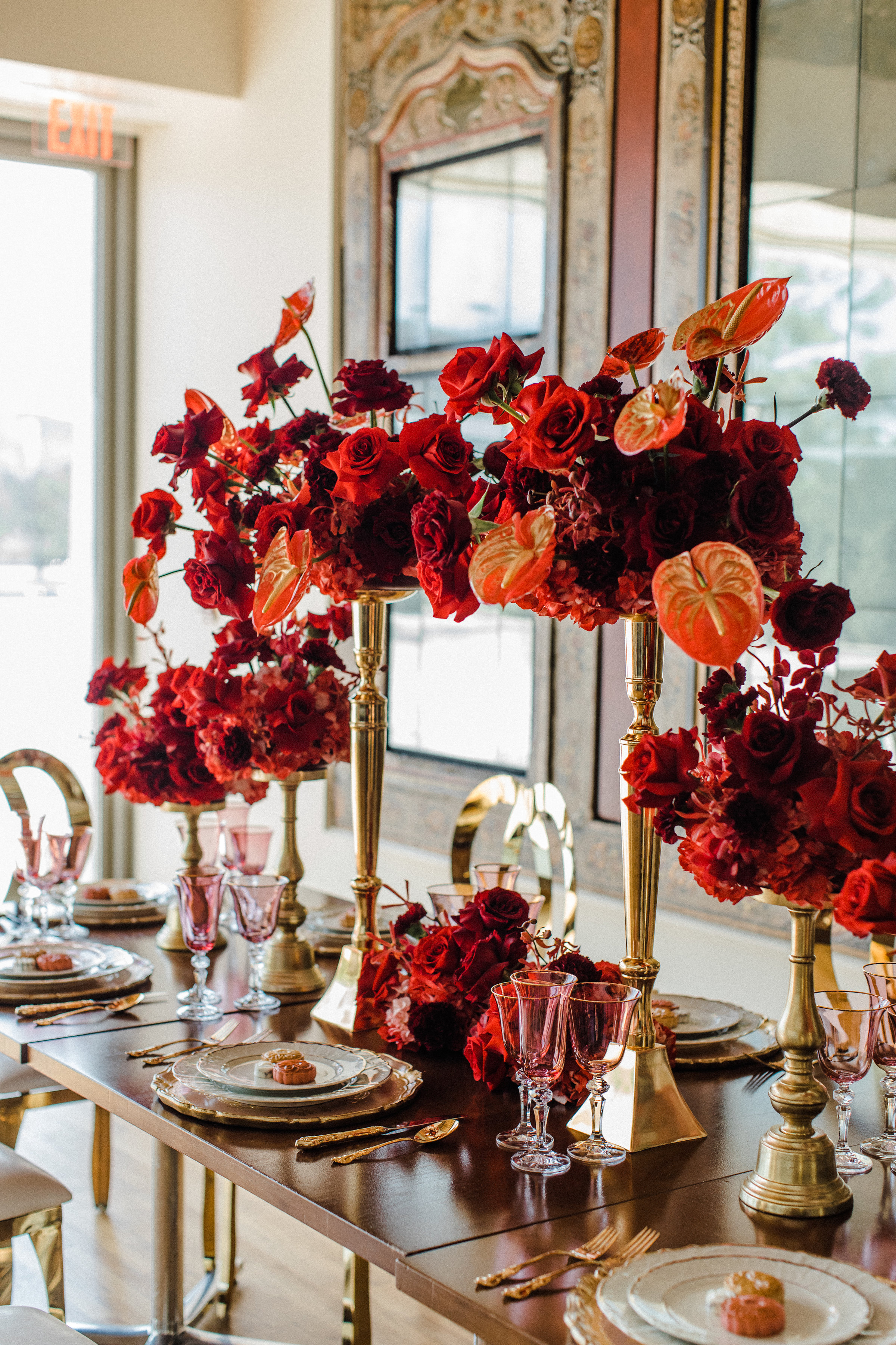 August In Bloom - Table decor - Scarlet Sweetheart (Lavish Dulhan)