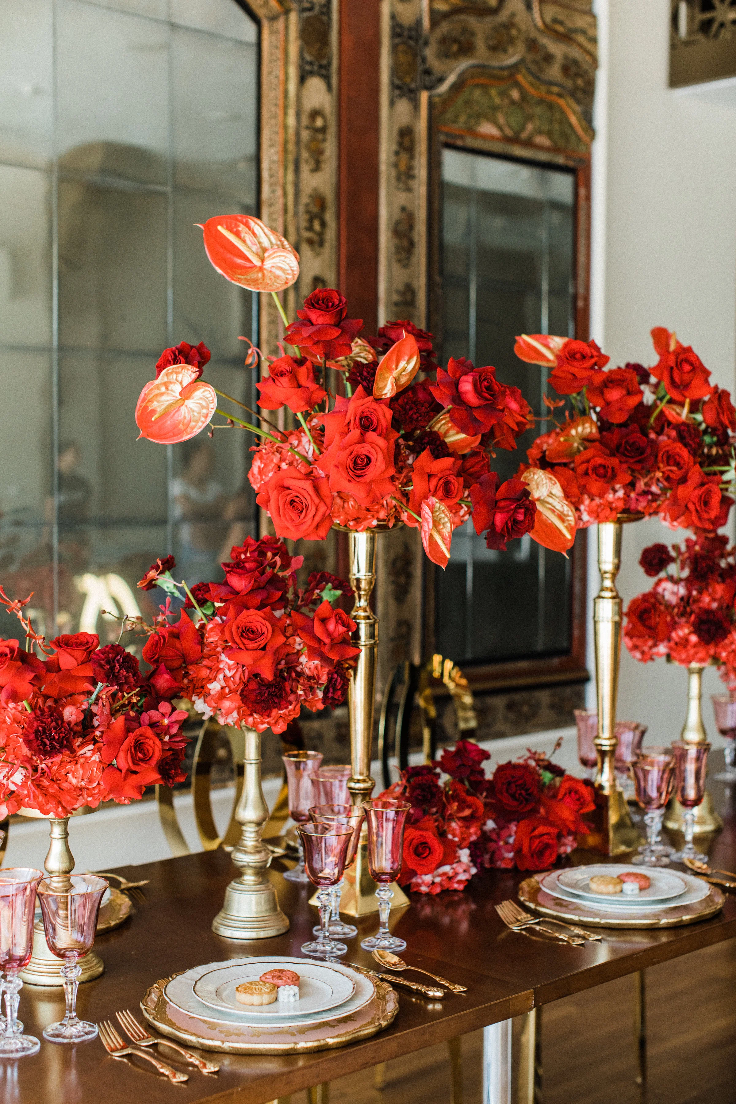 August In Bloom - Table decor - Scarlet Sweetheart (Lavish Dulhan)