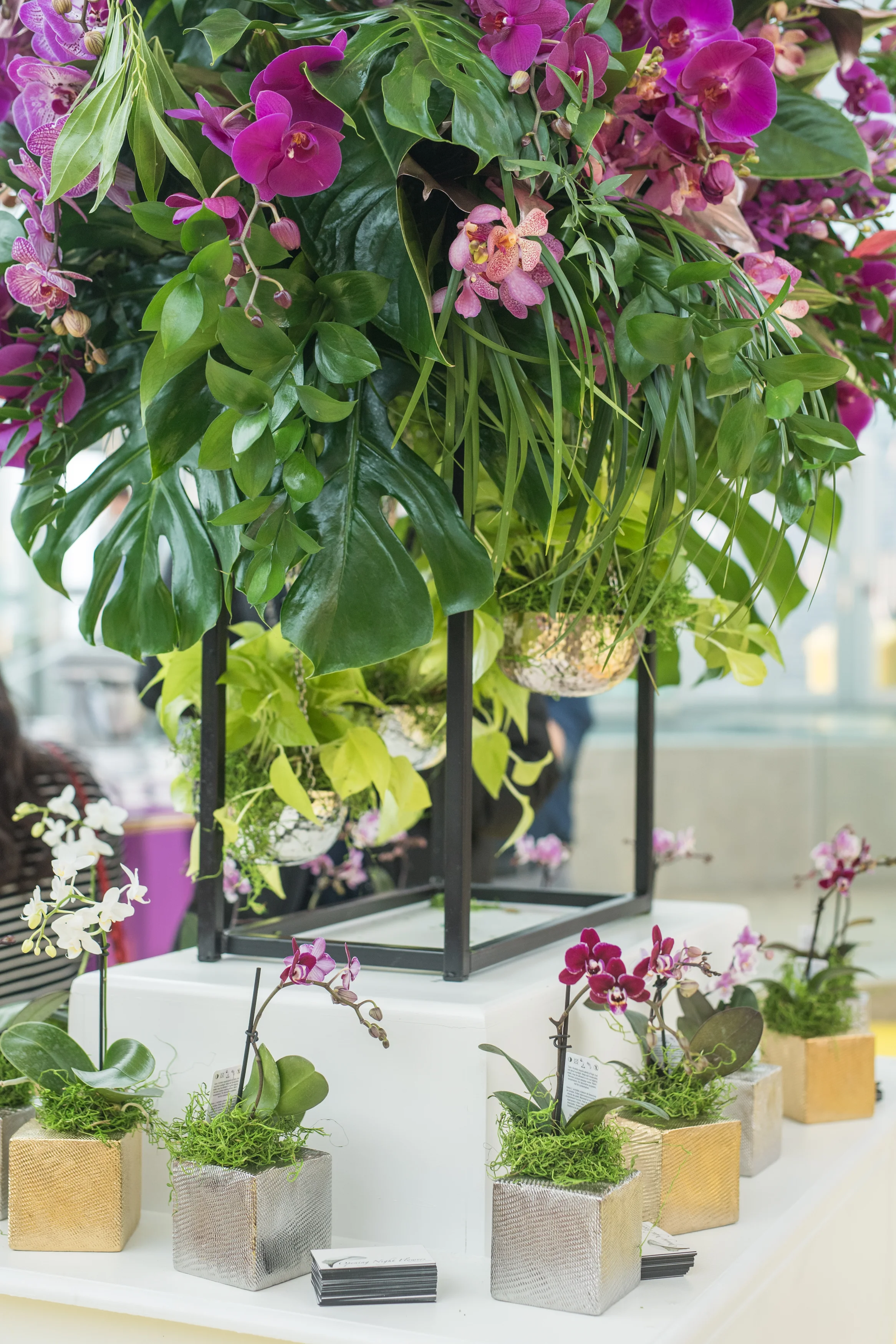August In Bloom - Flower centrepiece and flower pots - #SQ1Bridal (Square One Shopping Centre)