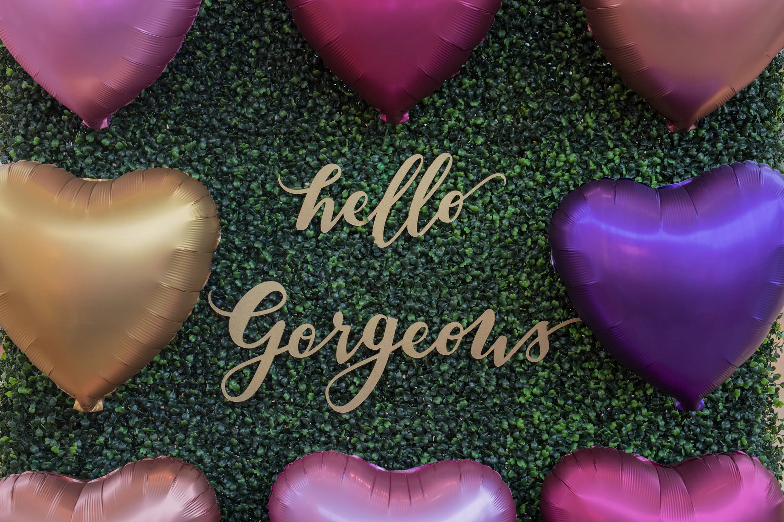 August In Bloom - "Hello gorgeous" sign - #SQ1Bridal (Square One Shopping Centre)