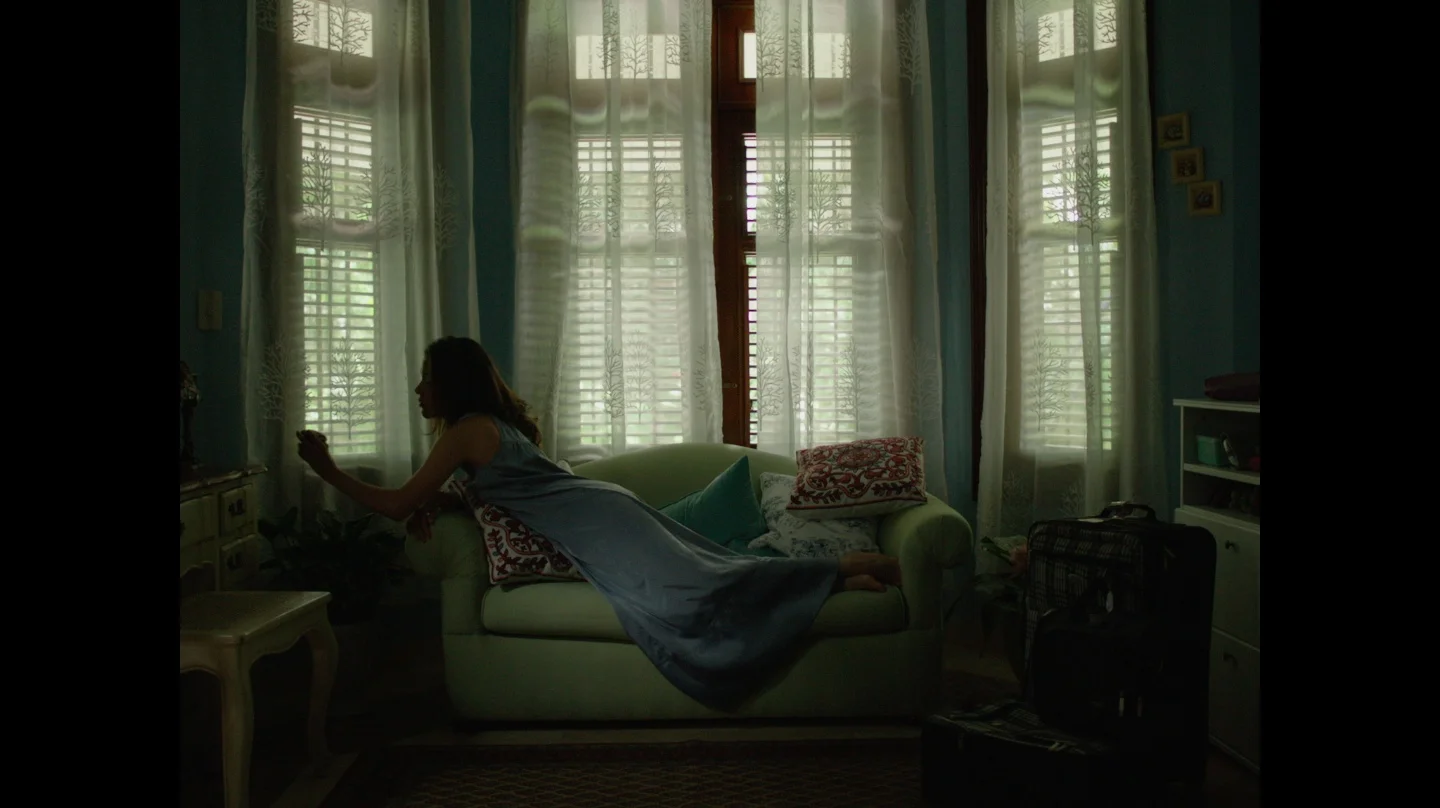 Moira (VIRGINIA SANCHEZ NAVARRO) wakes up in Cardo.jpg