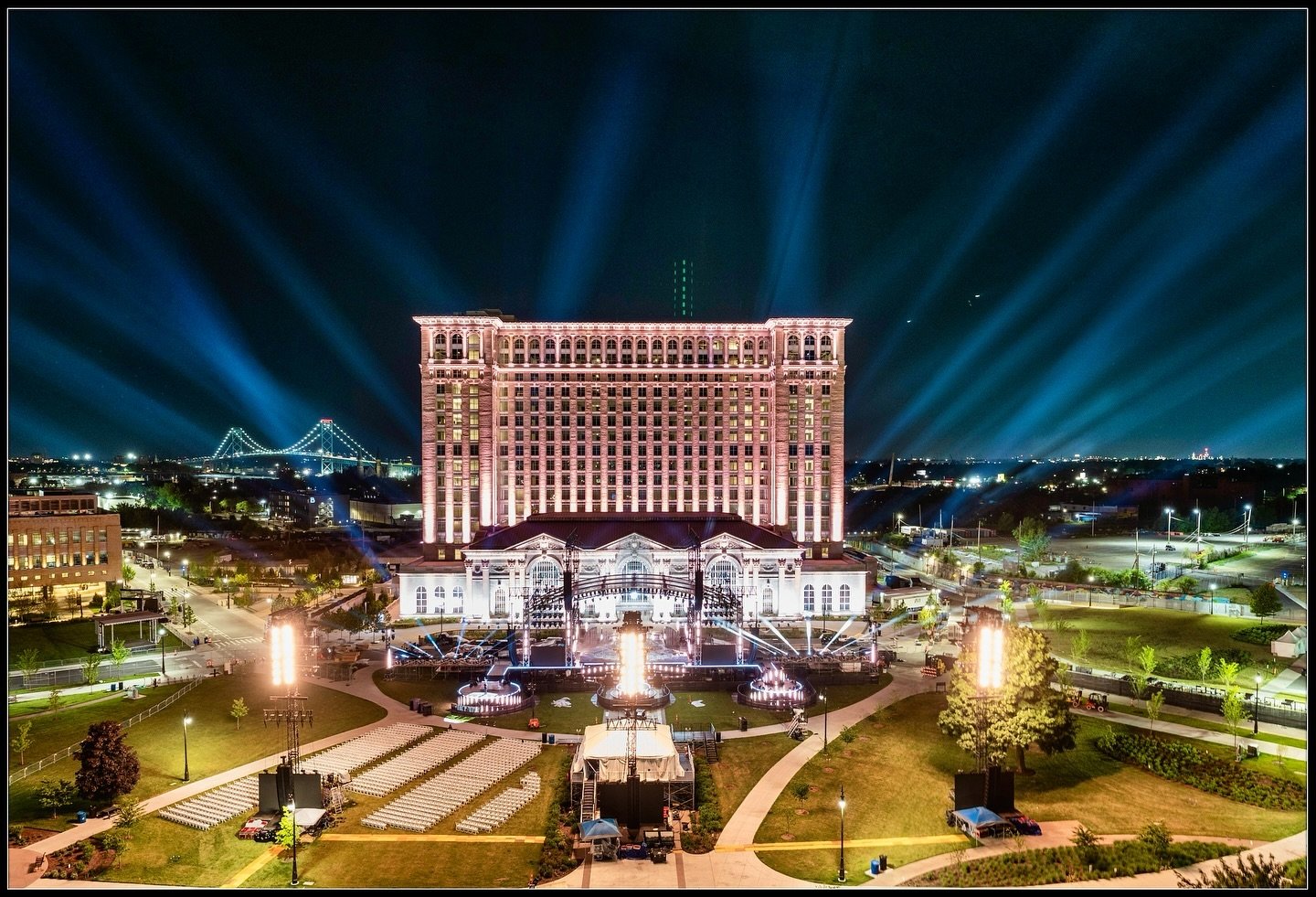 Testing lights the night before @michigancentraldetroit opens. Posting this from California, trying to explain the importance of this building while next to the beach in conversation after conversation. The difference of fresh water vs salt water.