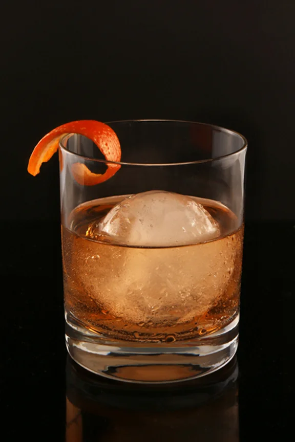 Kriativ_Co_Orange_Cocktails_Beverage_Photography_web.jpg
