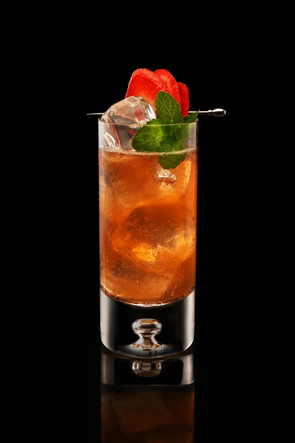 Kriativ_Co_Strawberry_Mint_Cocktails_Beverage_Photography_web.jpg