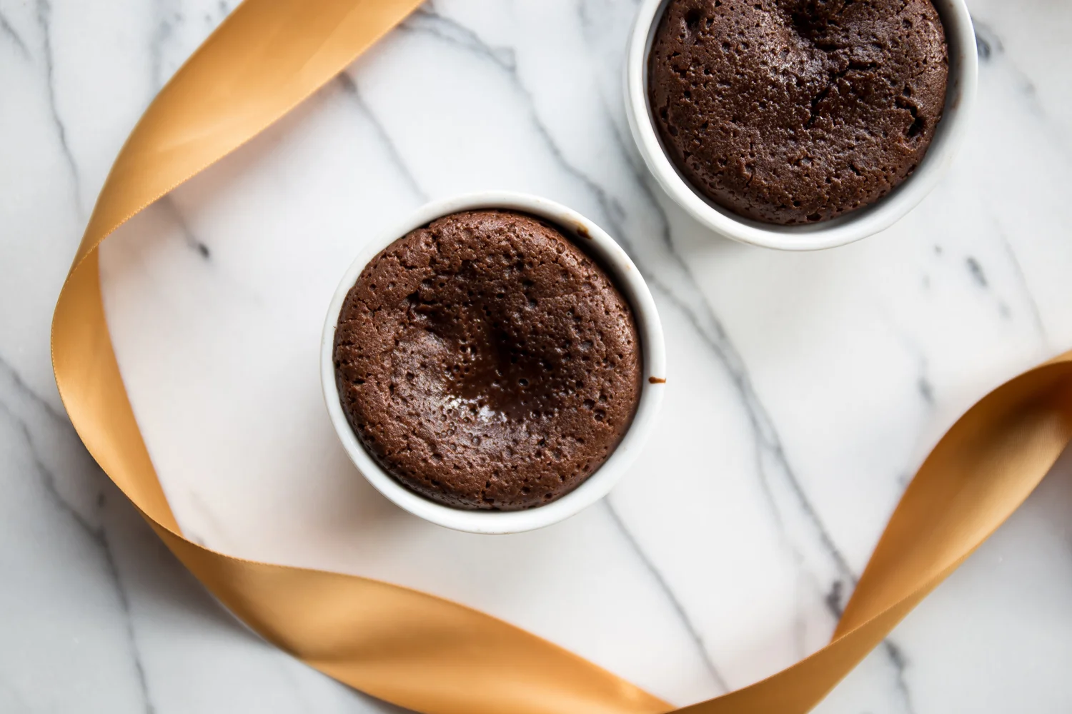 ChocolateMoltenLavaCakes04_creditCarlyDiaz.jpg