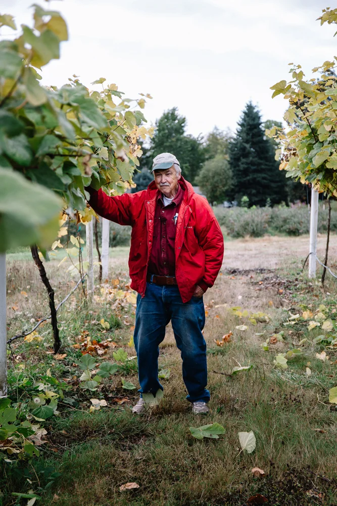 1859_July_August_2018_FarmtoTable_TableGrapes_Carly_Diaz_Willamette_0014.jpg