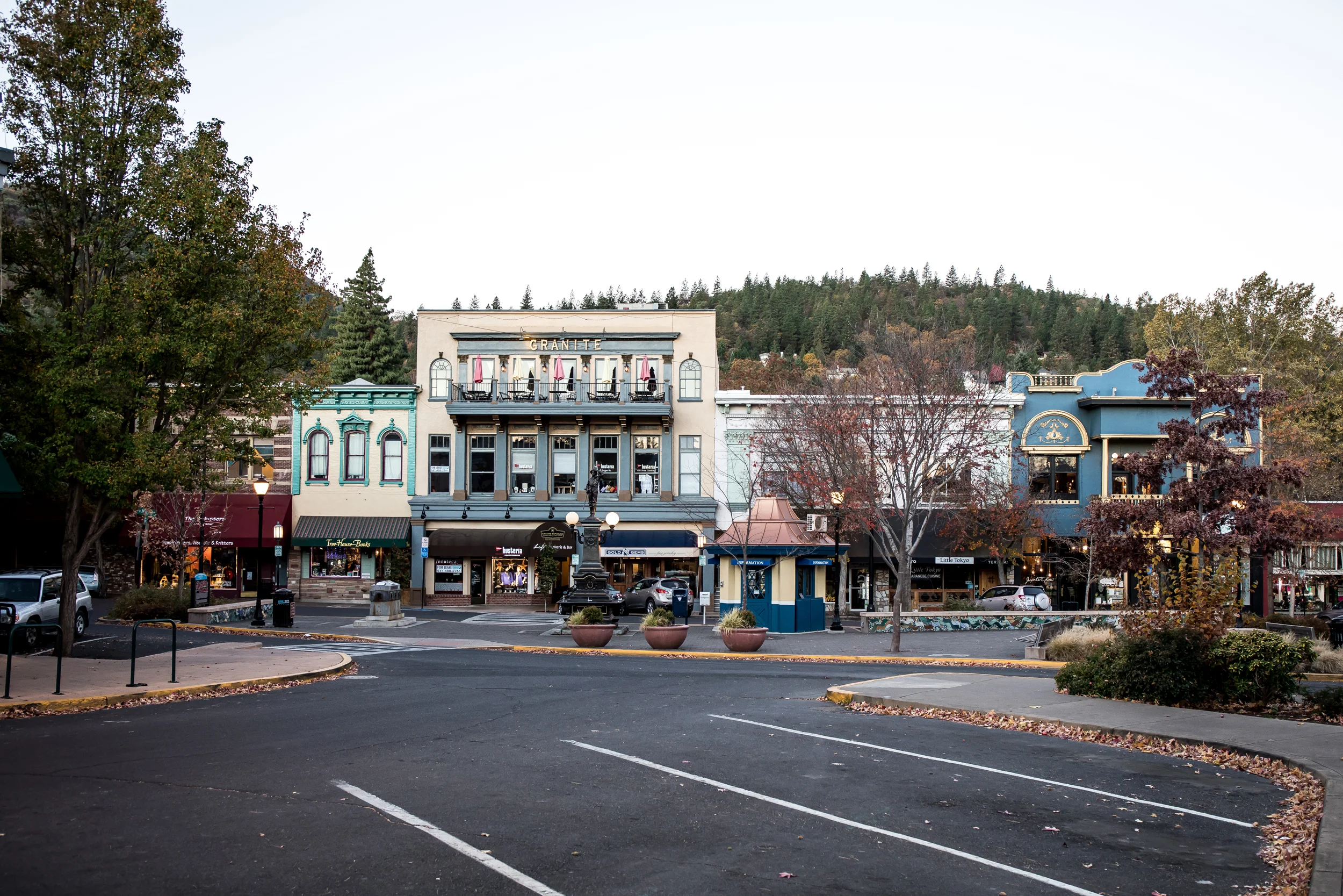 AshlandOregon_Nov2018_022LR_creditCarlyDiaz.jpg