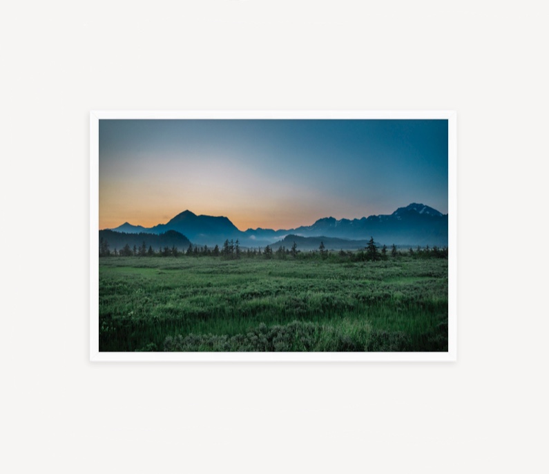 MidnightInAlaska_wht_photocredit_CarlyDiaz.jpg