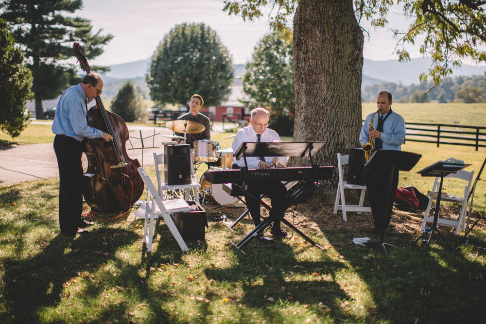 Sam_Stroud_Photography_Wedding_Photography_Marriott_Ranch_Virginia.jpg-16.jpg