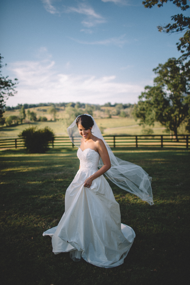 Sam_Stroud_Photography_Wedding_Photography_Marriott_Ranch_Virginia.jpg-24.jpg