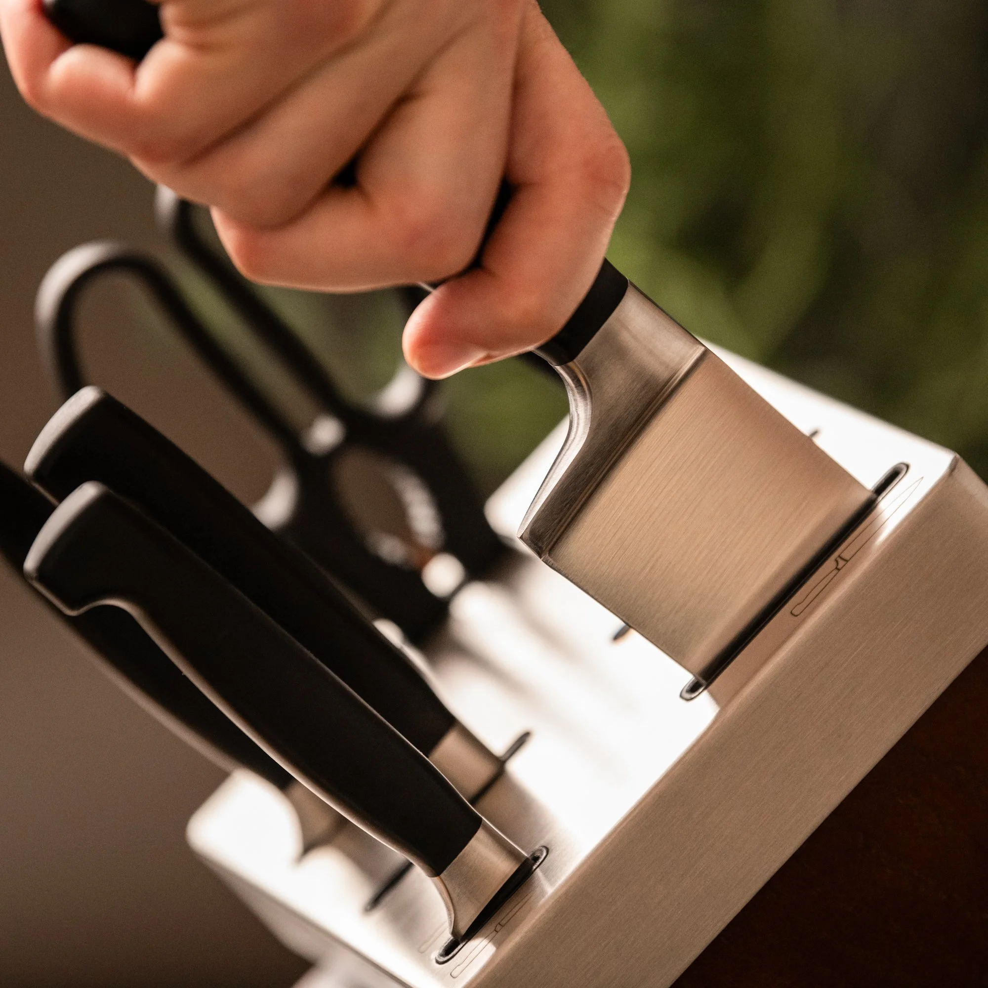 7-piece-self-sharpening-knife-block-set_kw_871-Edit.jpg