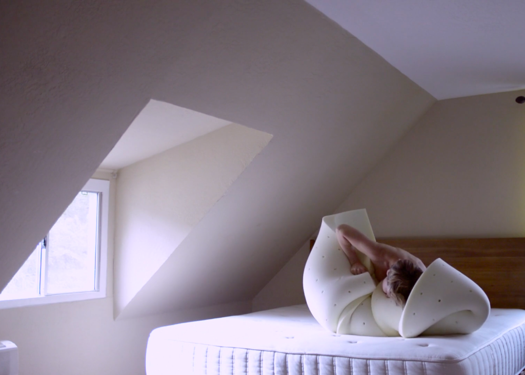 Angela Willets, Memory Mattress Minimalism (video still), 2016