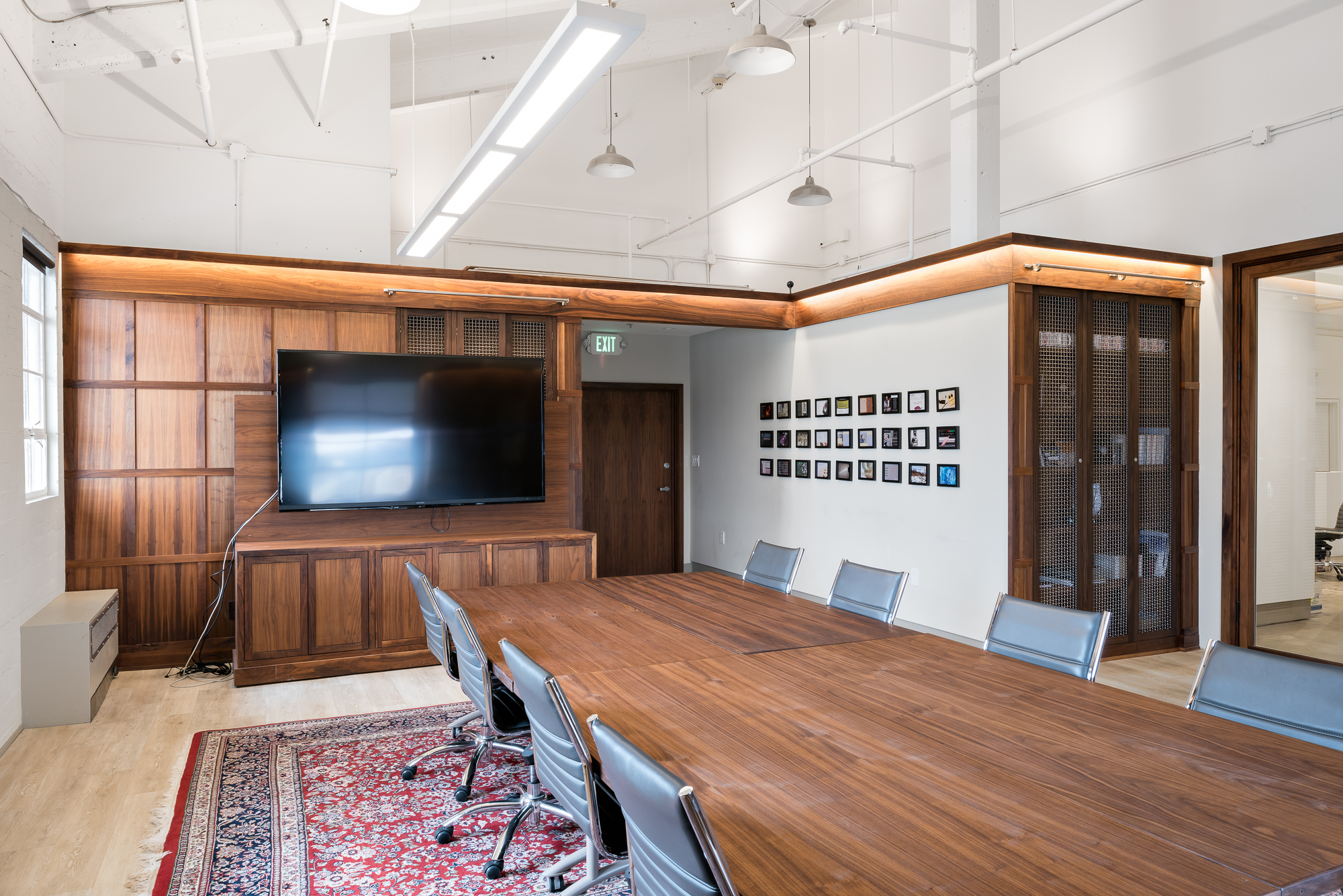 2019_02 - Embark_Office-03.jpg