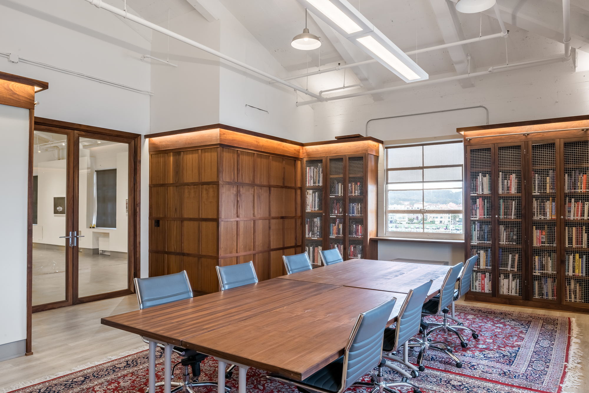 2019_02 - Embark_Office-02.jpg