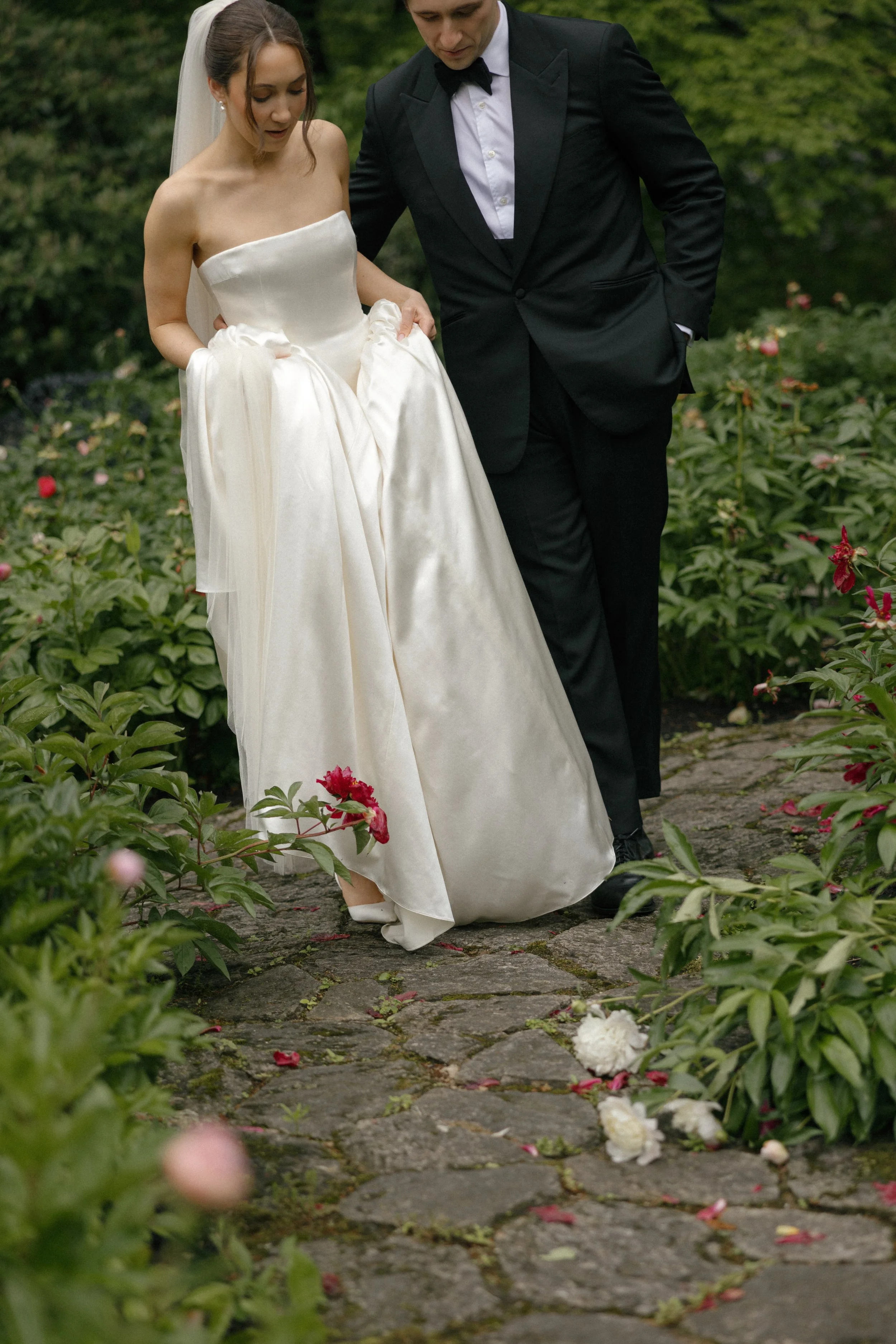 mkmikeweddingpreviews-40.jpg