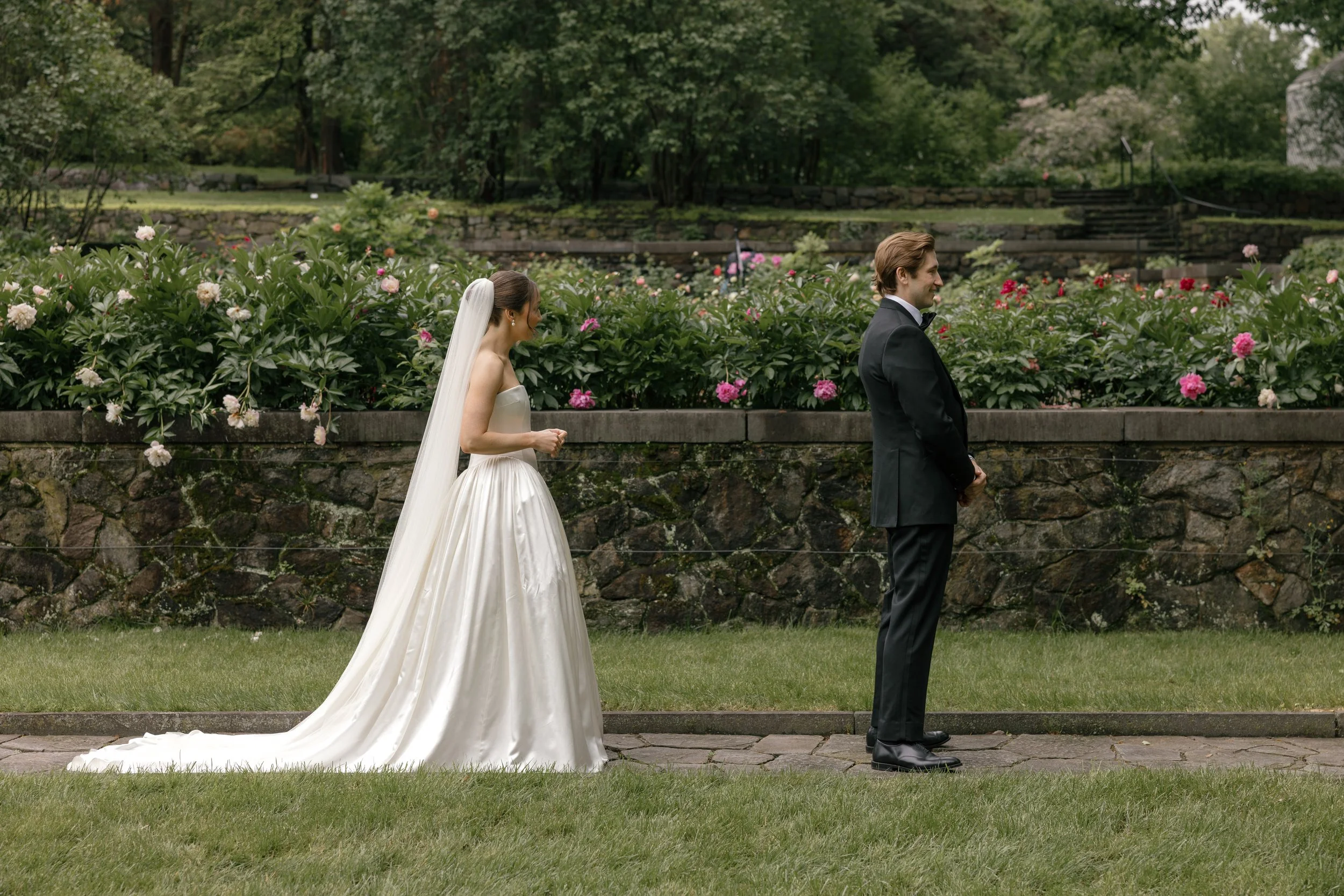 mkmikeweddingpreviews-33.jpg