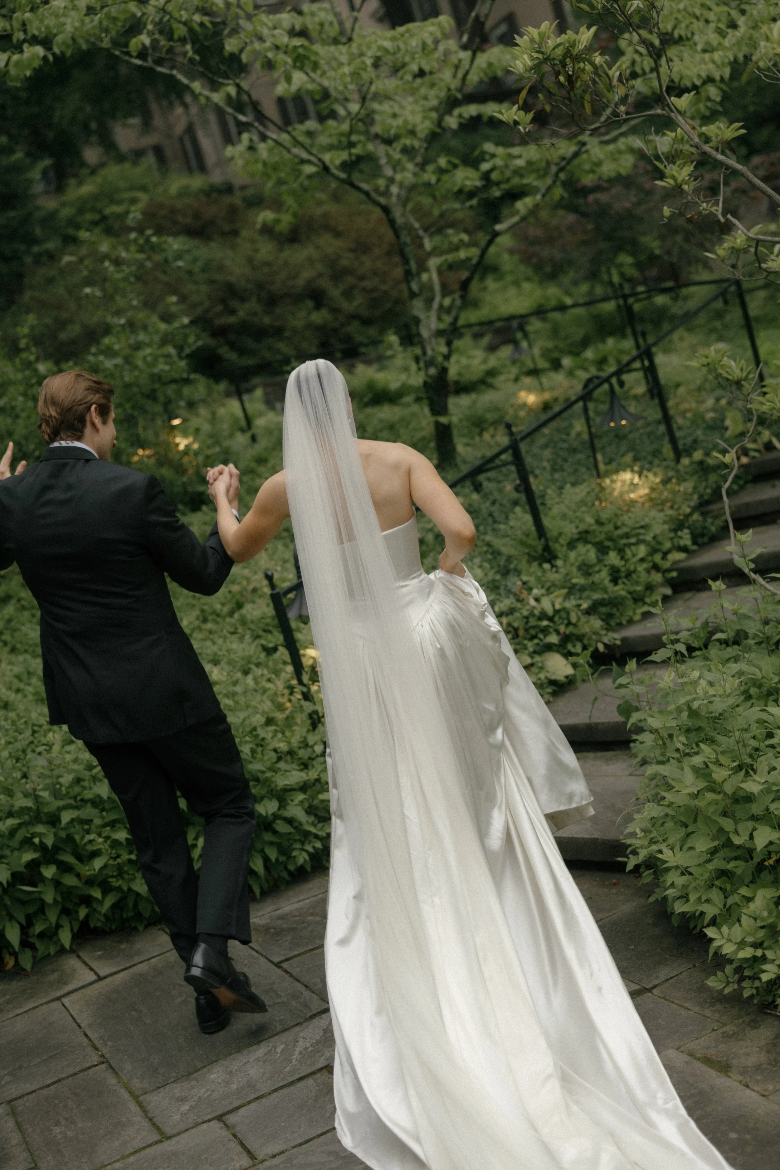 mkmikeweddingpreviews-102.jpg