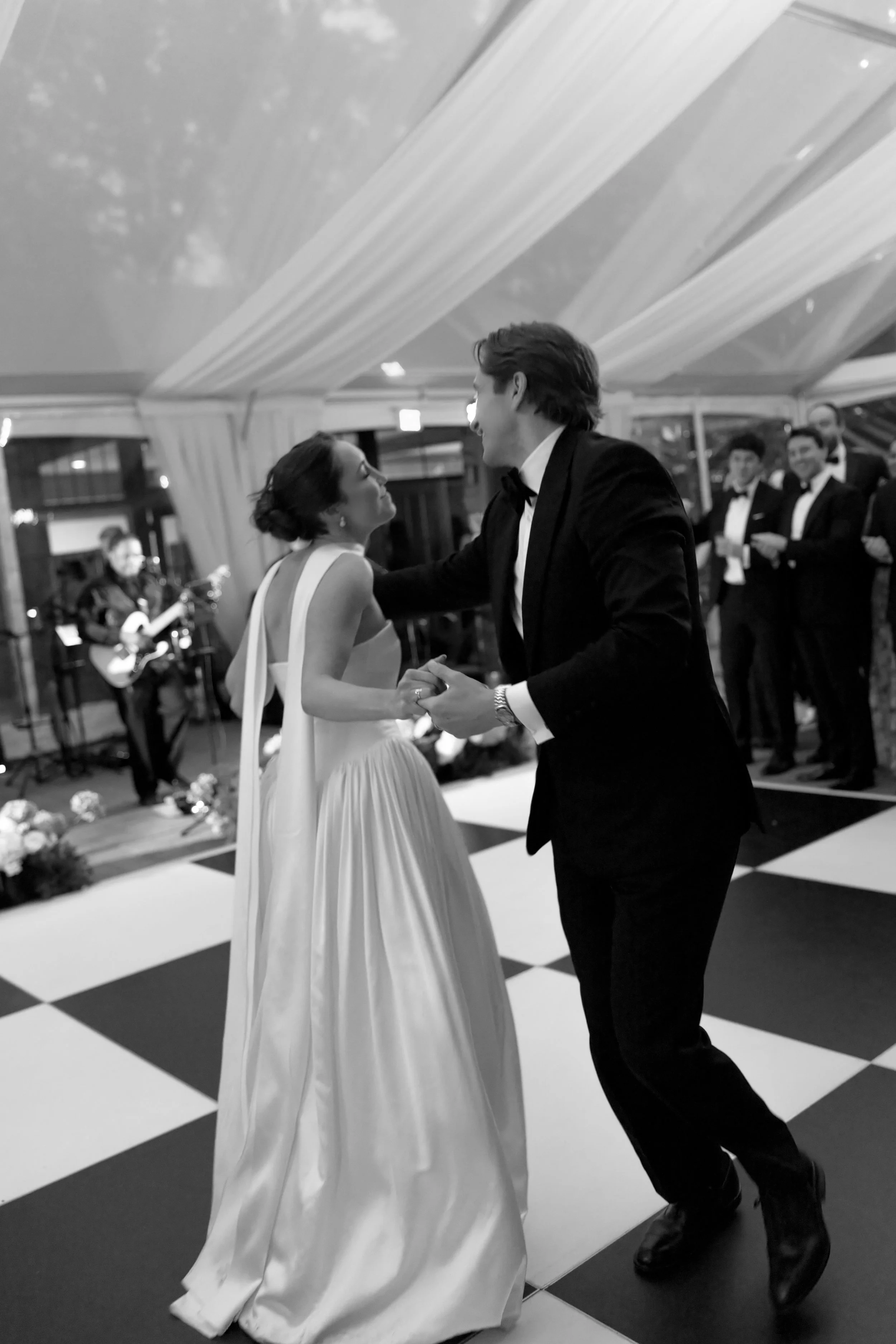 mkmikeweddingpreviews-143.jpg