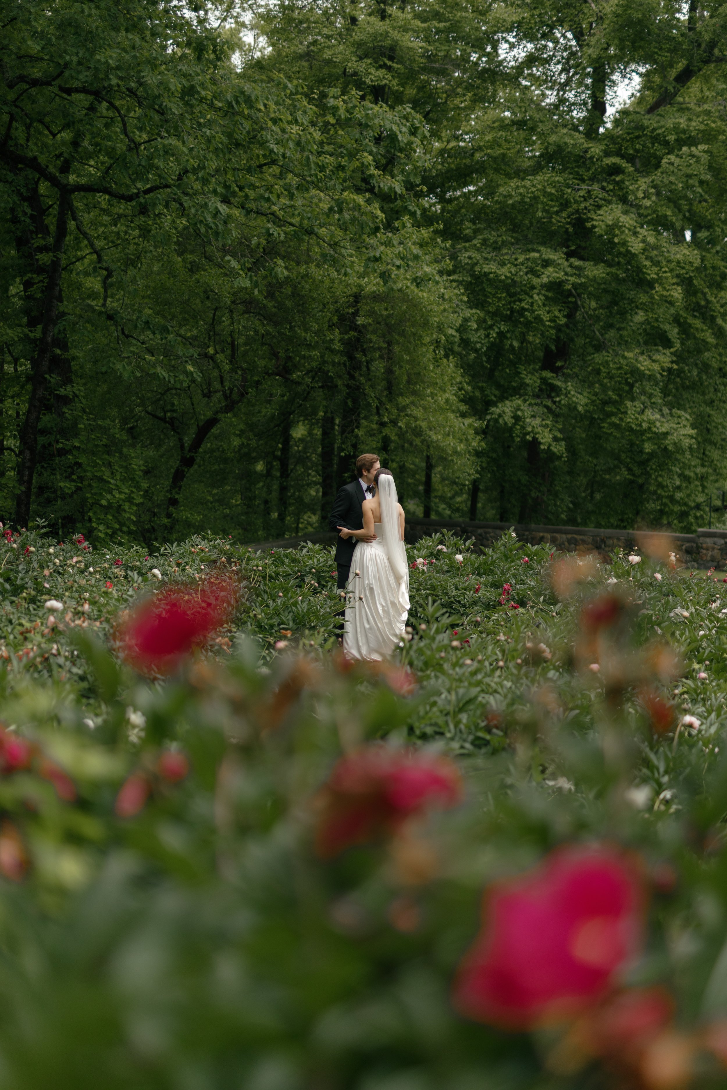 mkmikeweddingpreviews-38.jpg