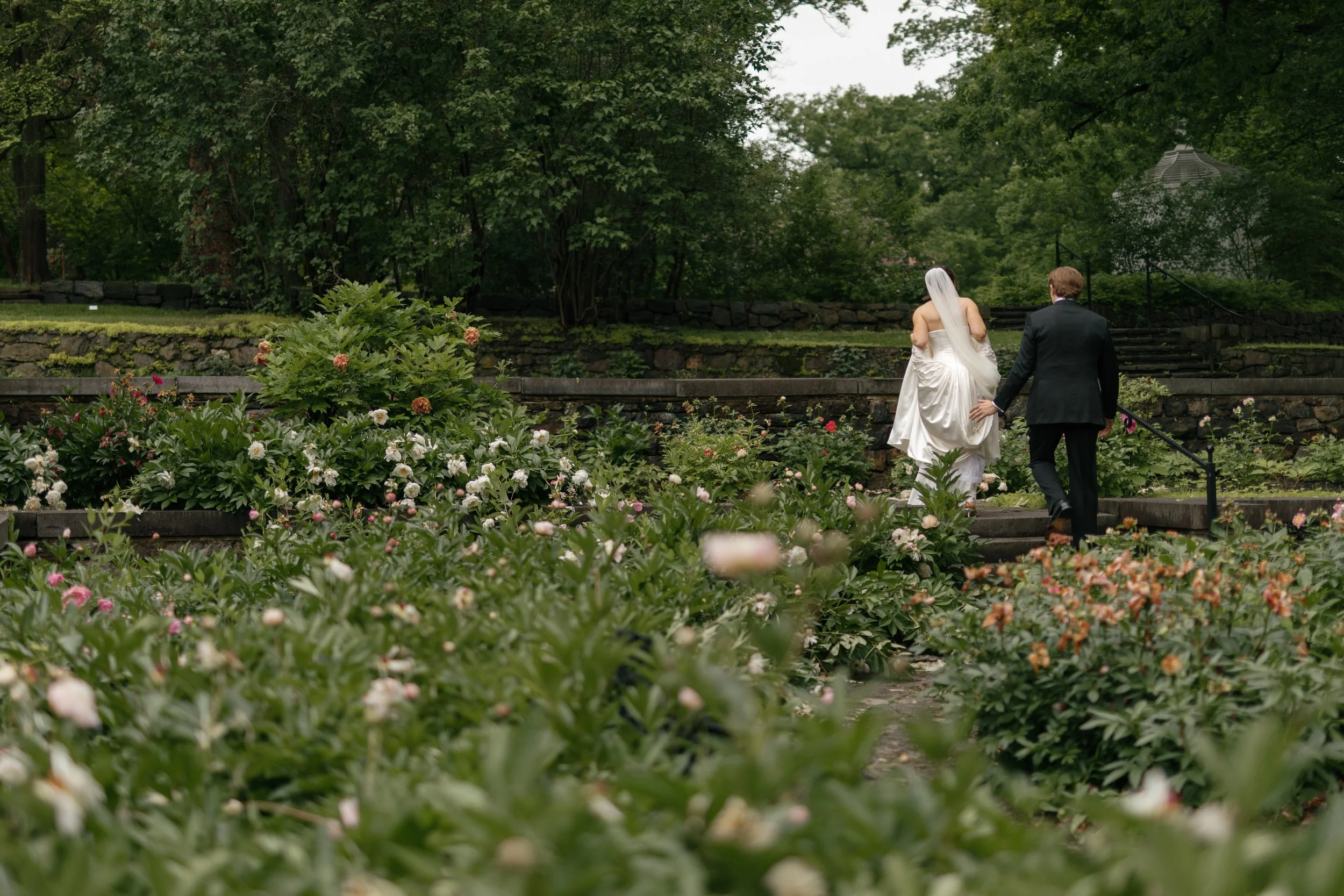 mkmikeweddingpreviews-41.jpg