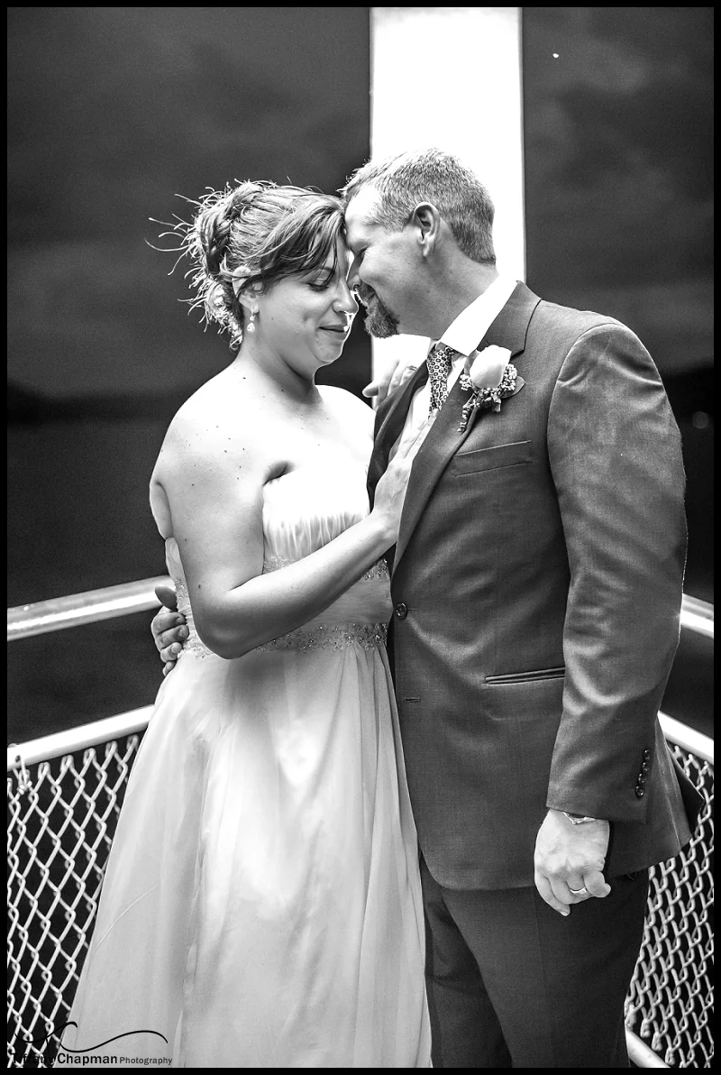 I had to steal one more moment of their time. I love how in love you both look....Nothing else mattered!