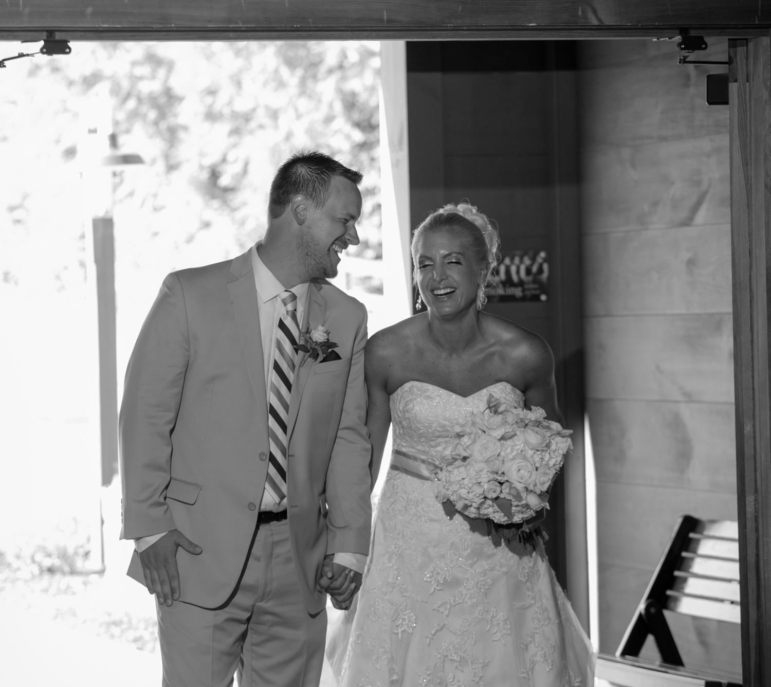 Thank you Jessica of Jessica Marie Photography for this adorable moment before their announcement into their reception.