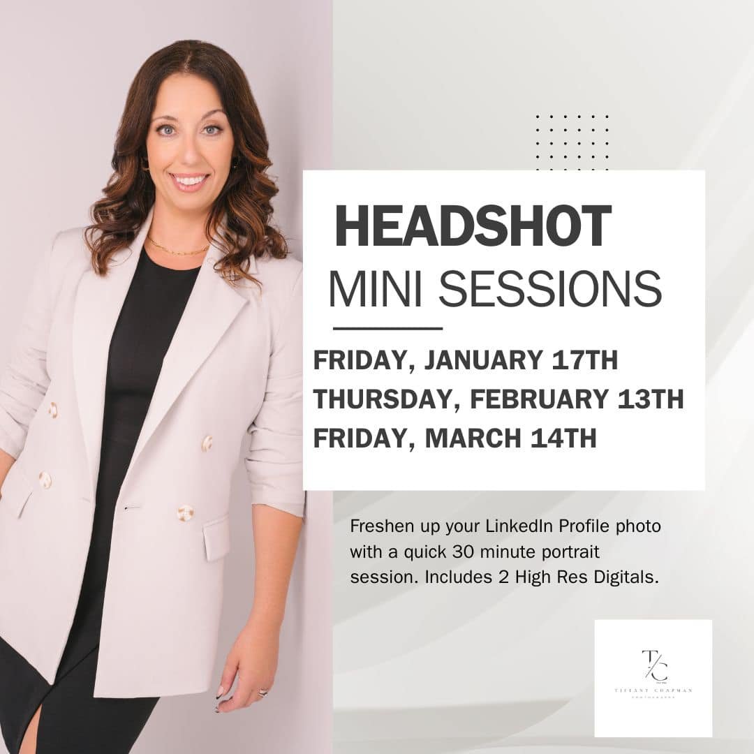 HEADSHOT Mini Session - This FRIDAY, January 17th. 
Grab a spot&hellip;Filling up fast!!!Only 3 spots open! 
To book - click this link: https://www.tiffanychapmanportraits.com/headshotmini