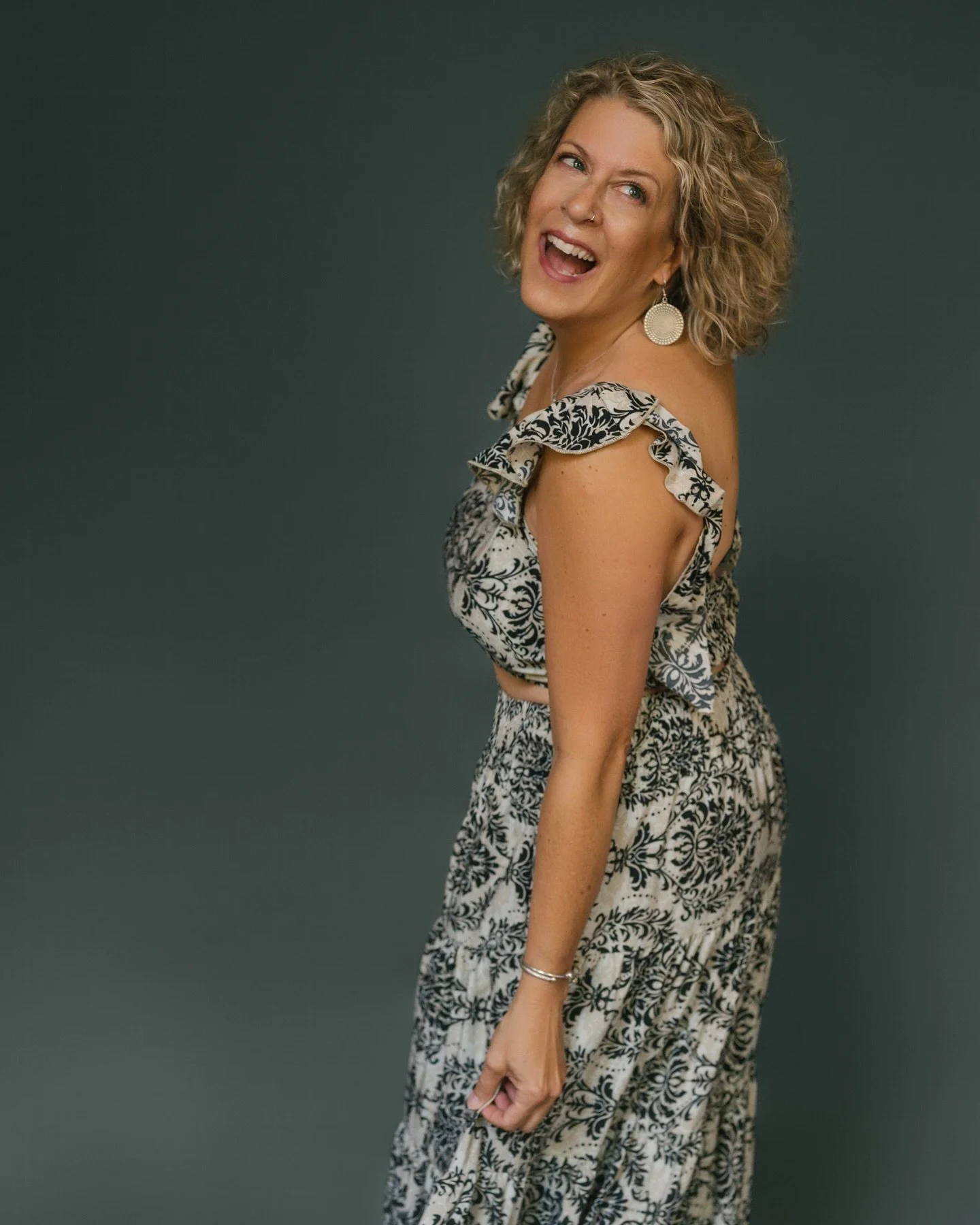 The Person Behind the Brand
I am usually the one behind the camera, but today it’s just me, my tripod and a whole lot of self-timer confidence! 
YES, even your photographer takes self-portraits because showing up for your brand matters! 
It&