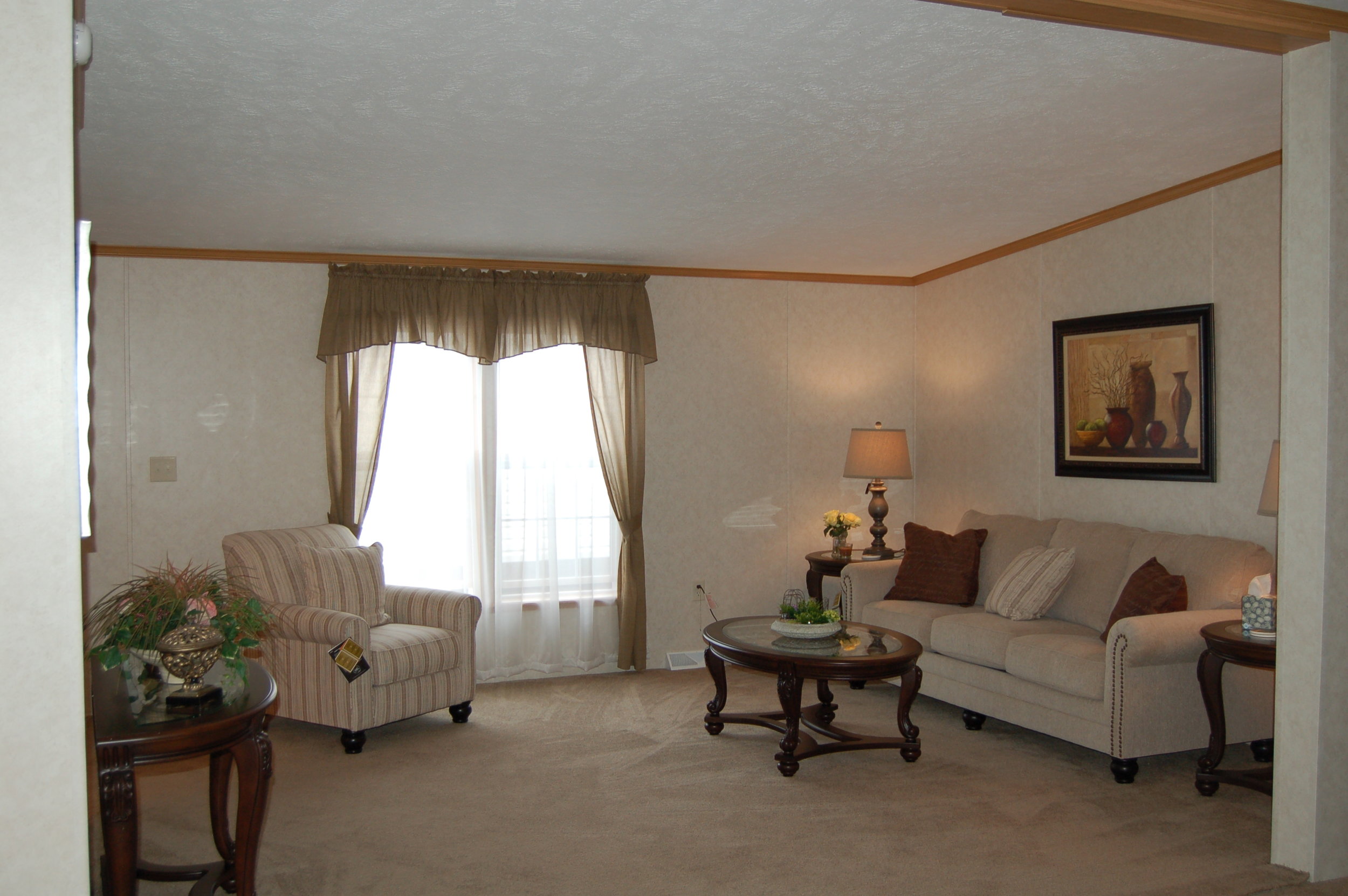 G-3357 Living Room.JPG