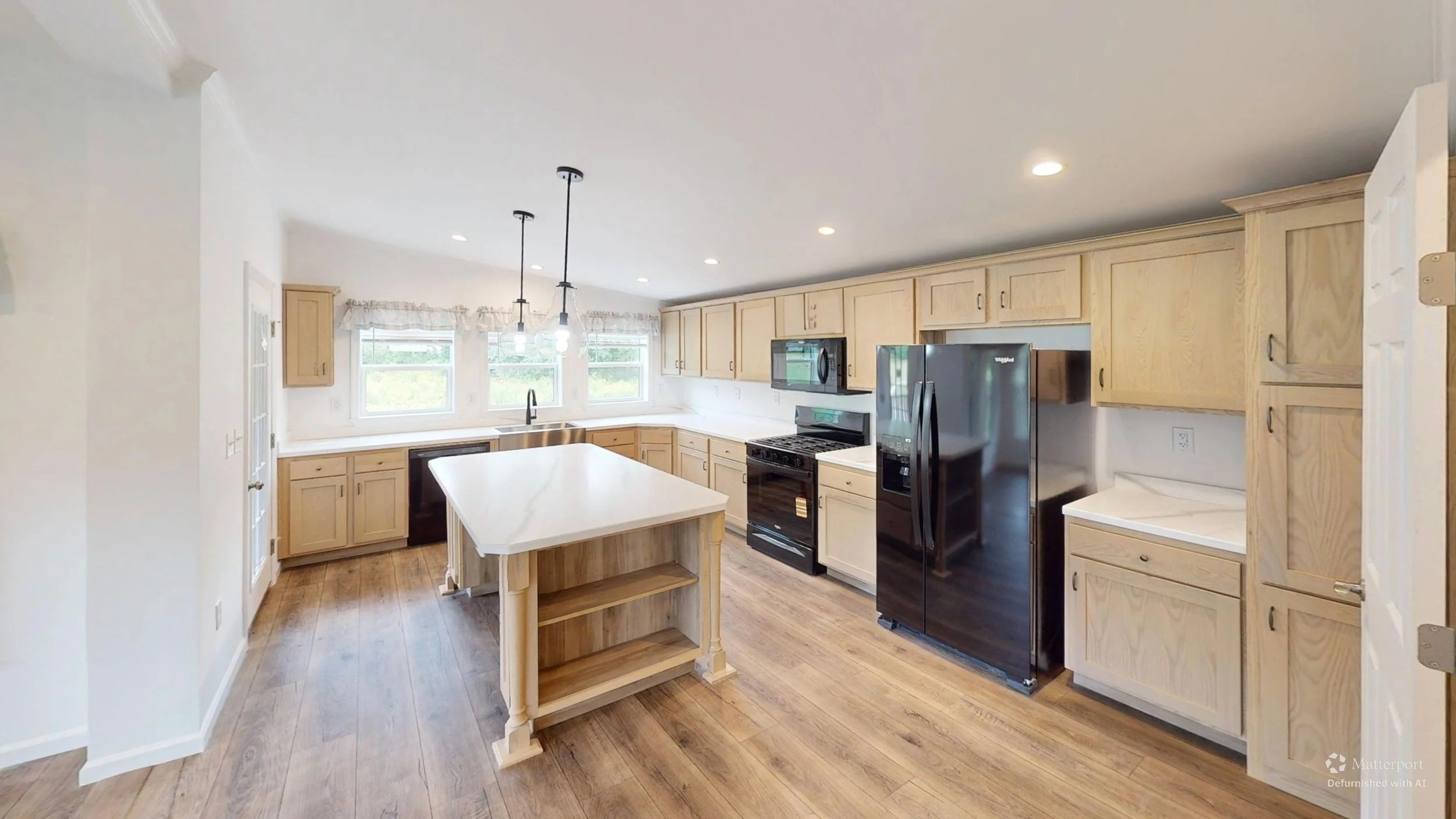 Kitchen-Defurnished.jpg