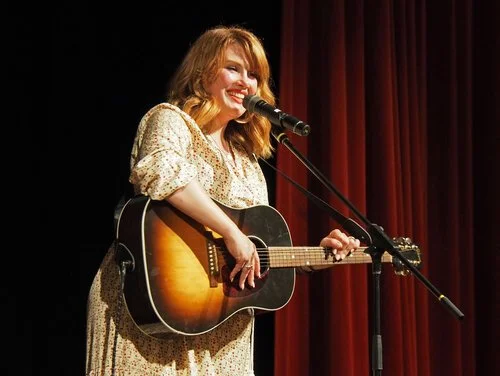 Clare Bowditch in conversation