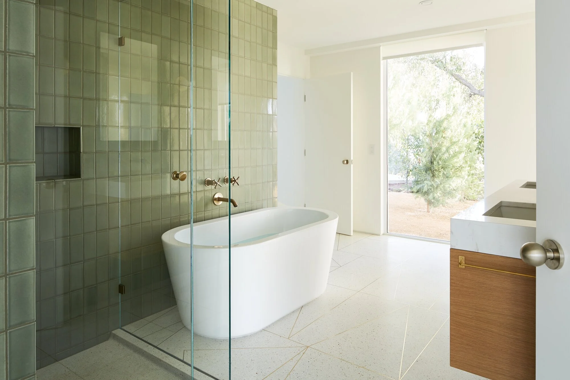 20180112 Moore Residence4298_Flat.JPG