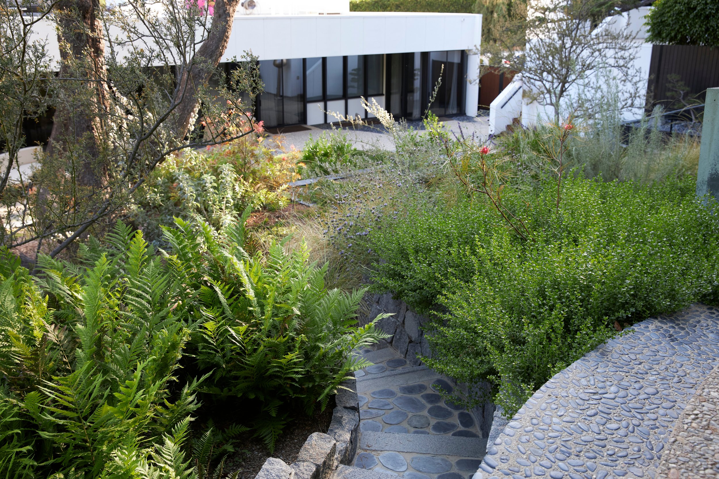 A. Quincy Jones Terremoto 009.JPG