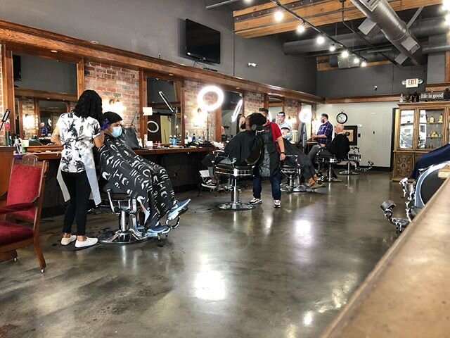 ☀️Spots are filling up fast, but there&rsquo;s still time to book at our Pearl shop or North Williams!💈Hope to see you soon! Book online at Thronepdx.com