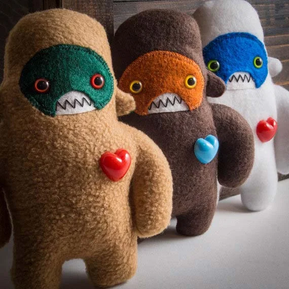 Mini Yetis &amp; Sasquatches