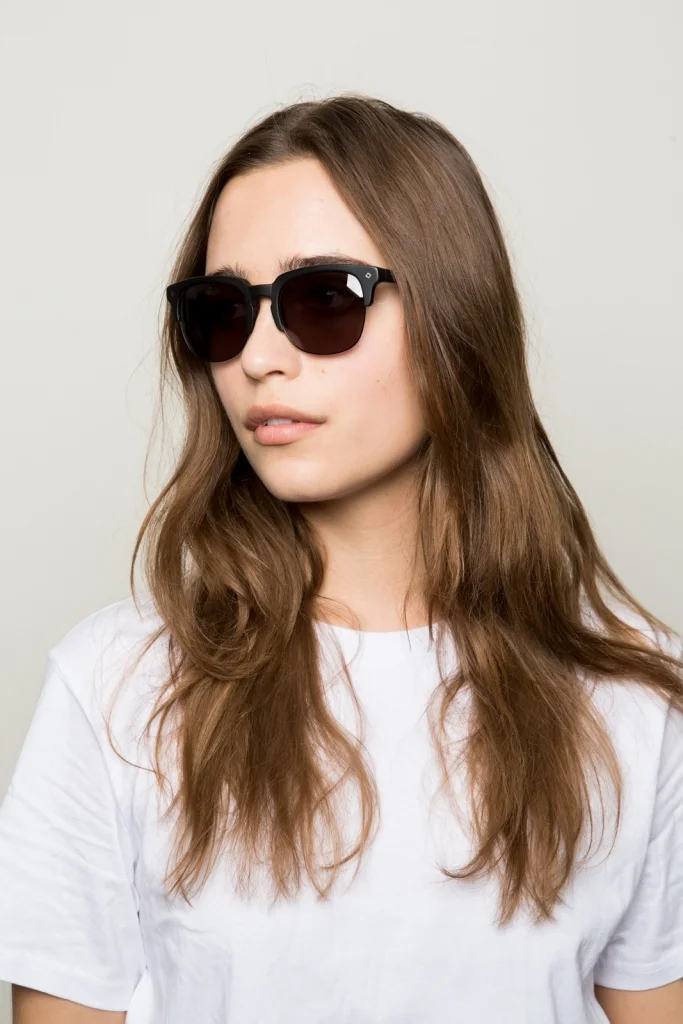WONDERLAND LAUDERDALE Gloss Black / Gray Lens — NO SEASON  display picture 2