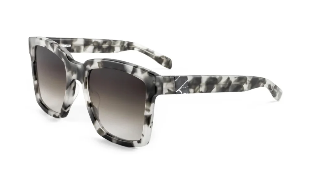 WESTWARD LEANING BIG TV 08 BLACK CLEAR TORTOISE GRADIENT  display picture 2