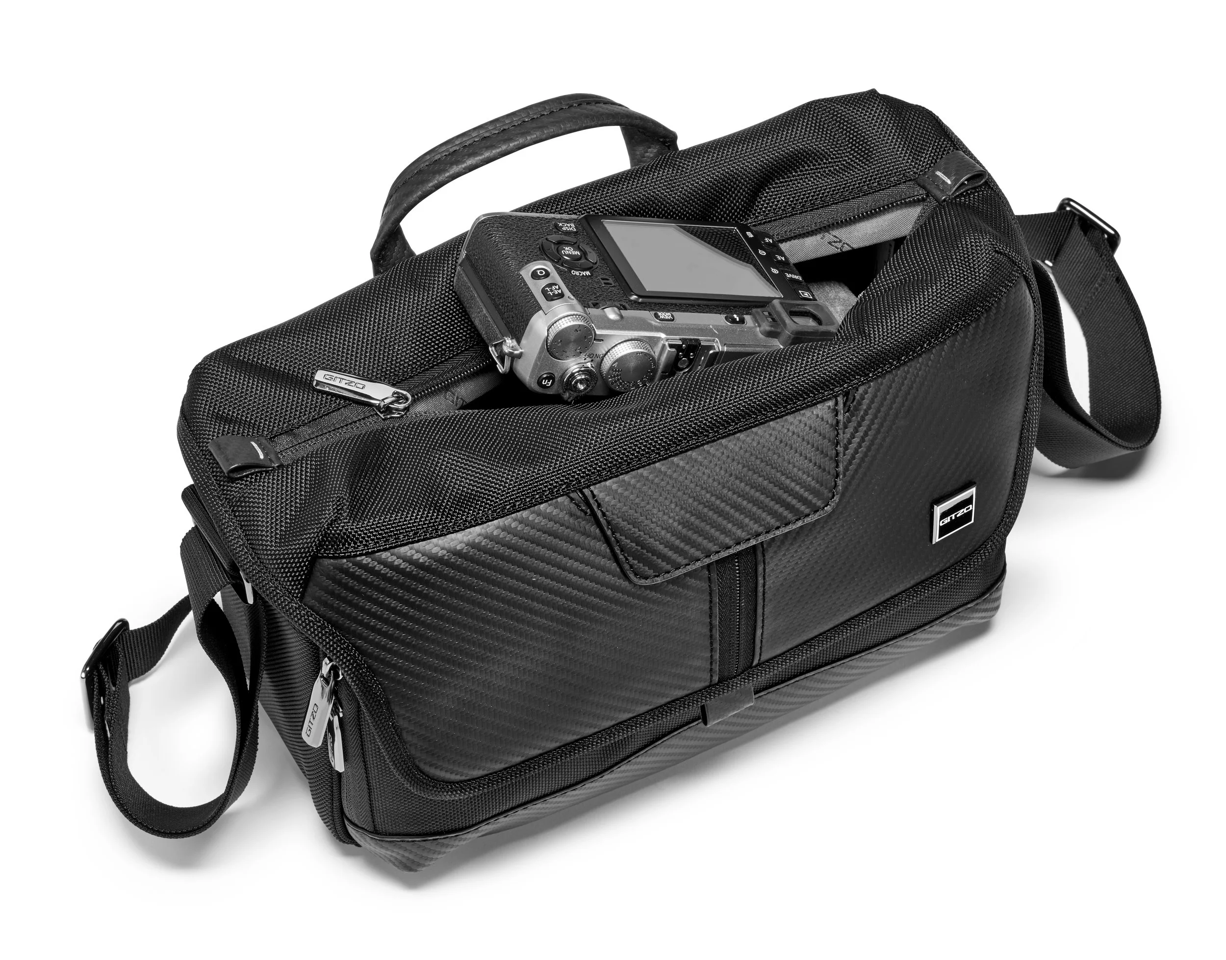 HR-GITZO_camera_bag_GCB100MS_quick access.jpg