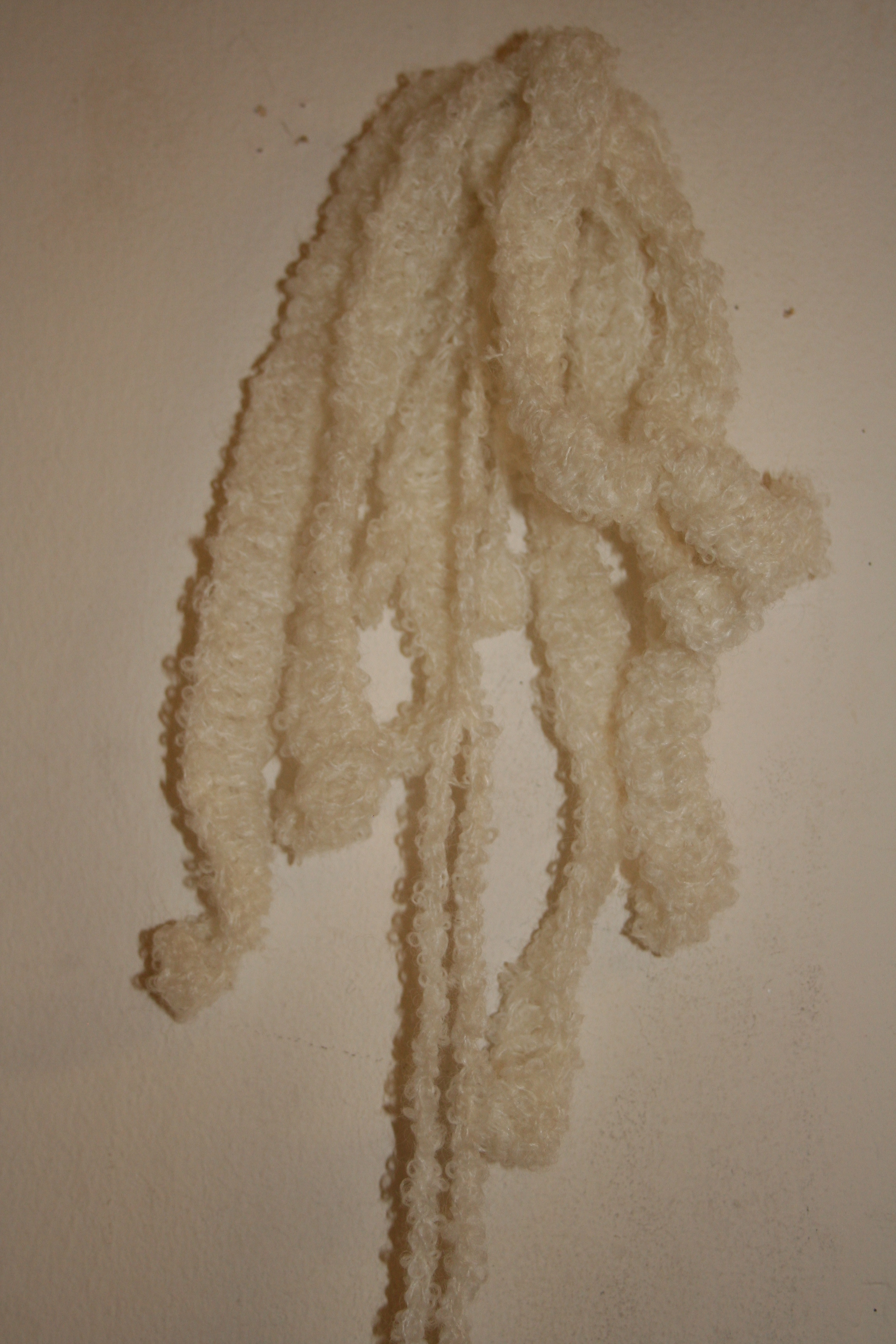 Christina Aquillera, (crochet, 50cm x 5cm, 2006).