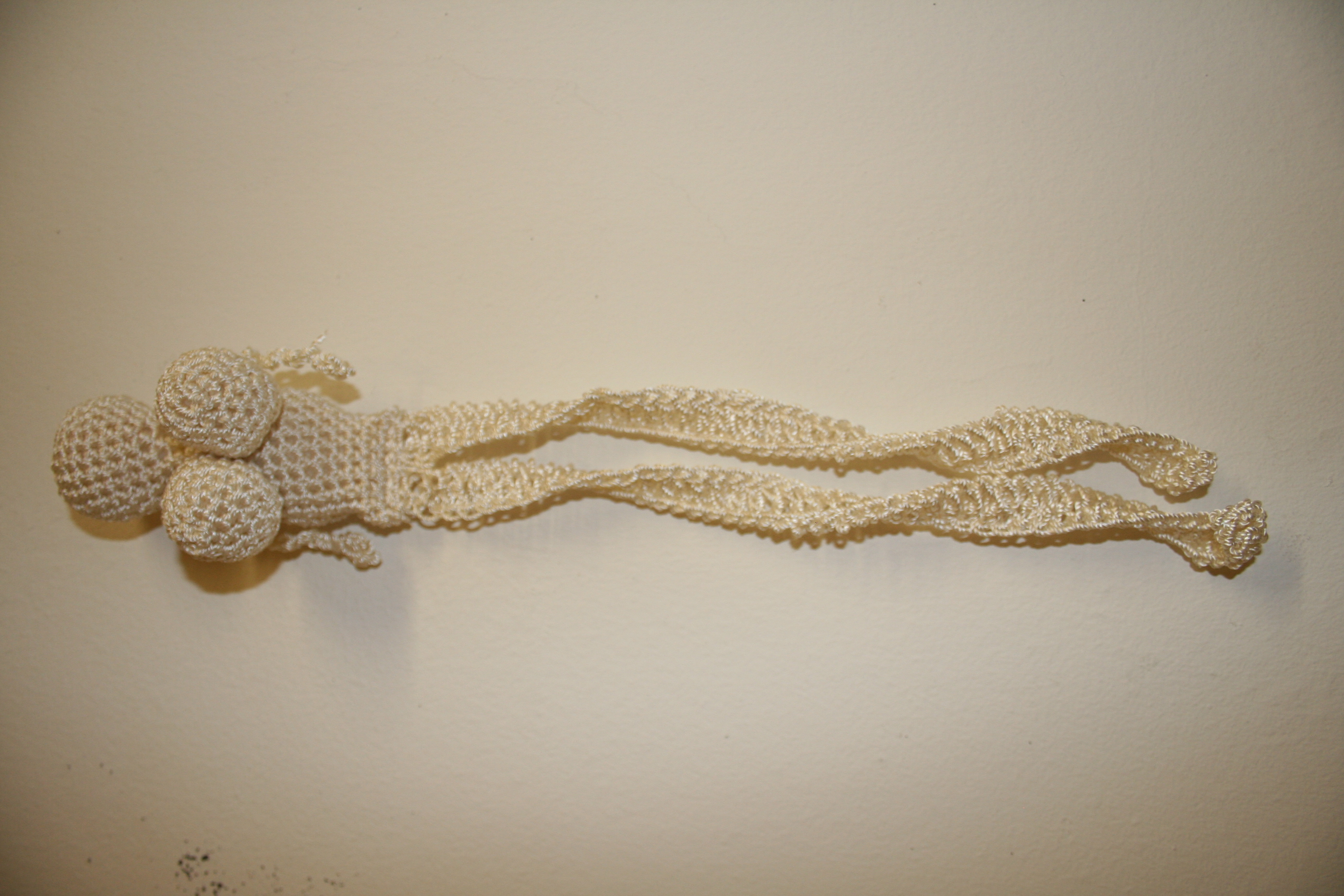 Pamela Andersen, (crochet, 20cm x 5cm, 2006).