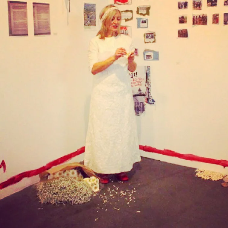 Every 2. Second (Performance and mixed media, 2016).
