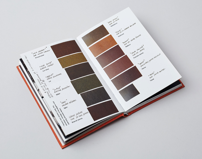 GuideBooks_13.jpg