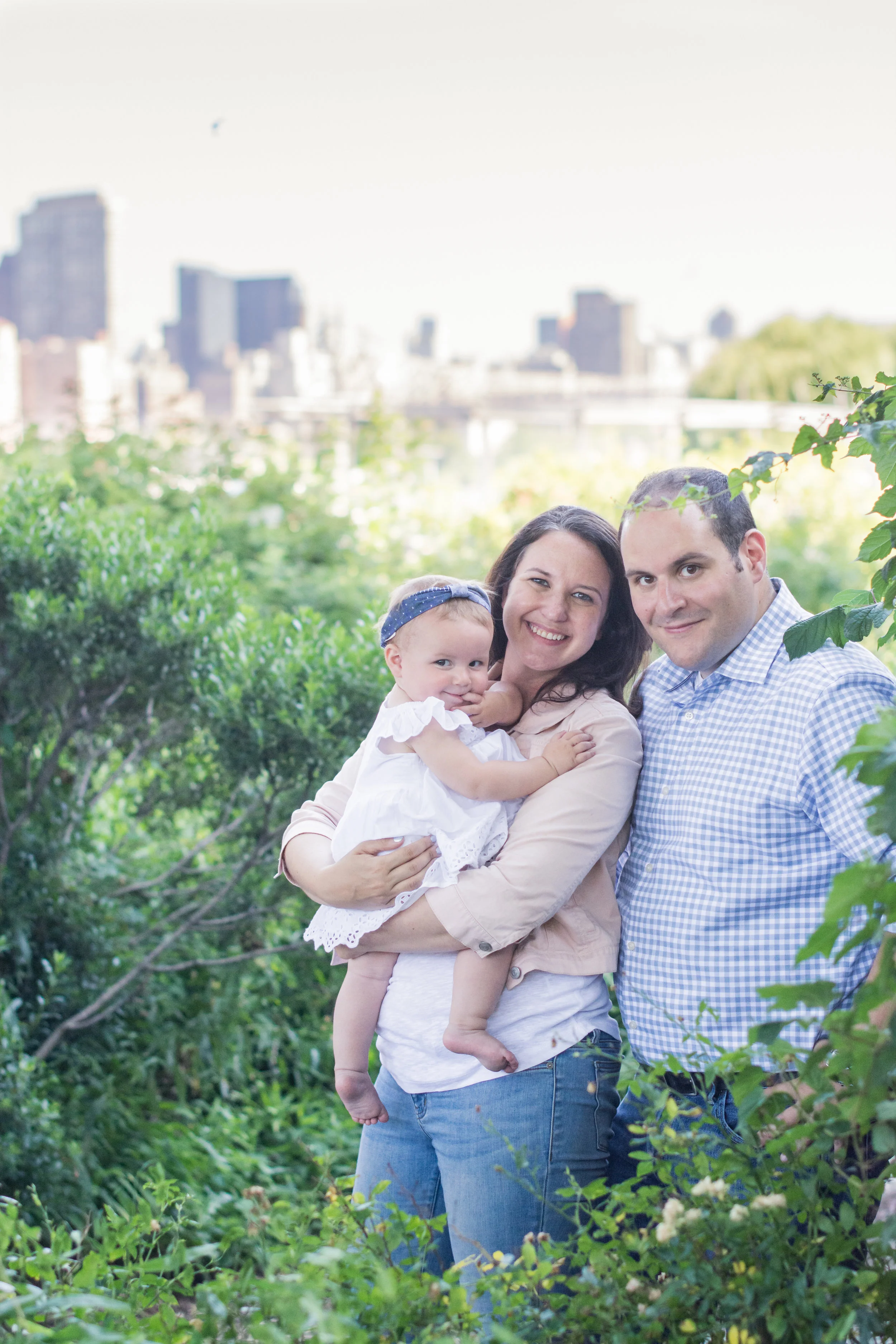 LAUREN - FAMILYGANTRY PARK, LIC