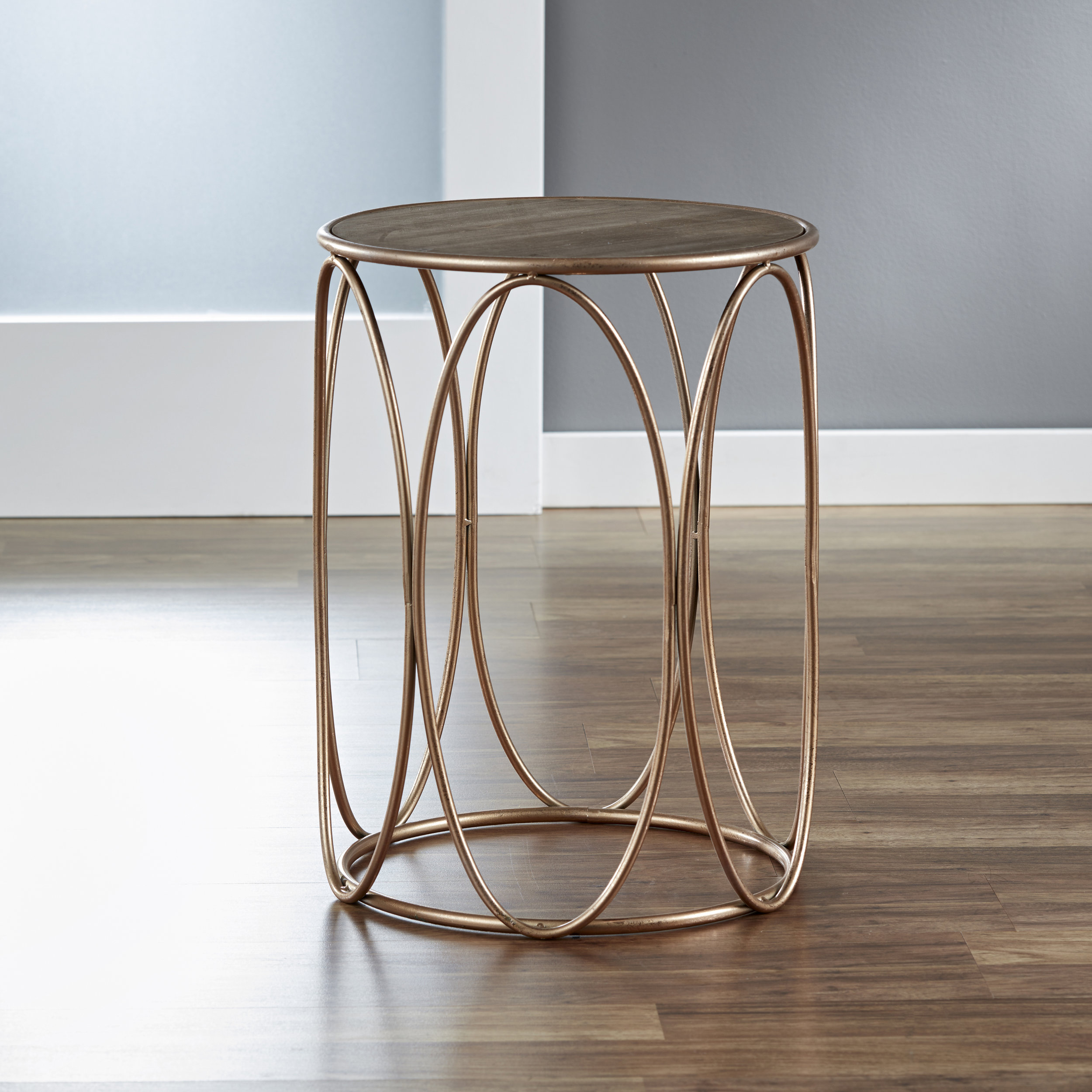 InnerSpace Luxury Products Quatrefoil Tray Side Table BTSKD7