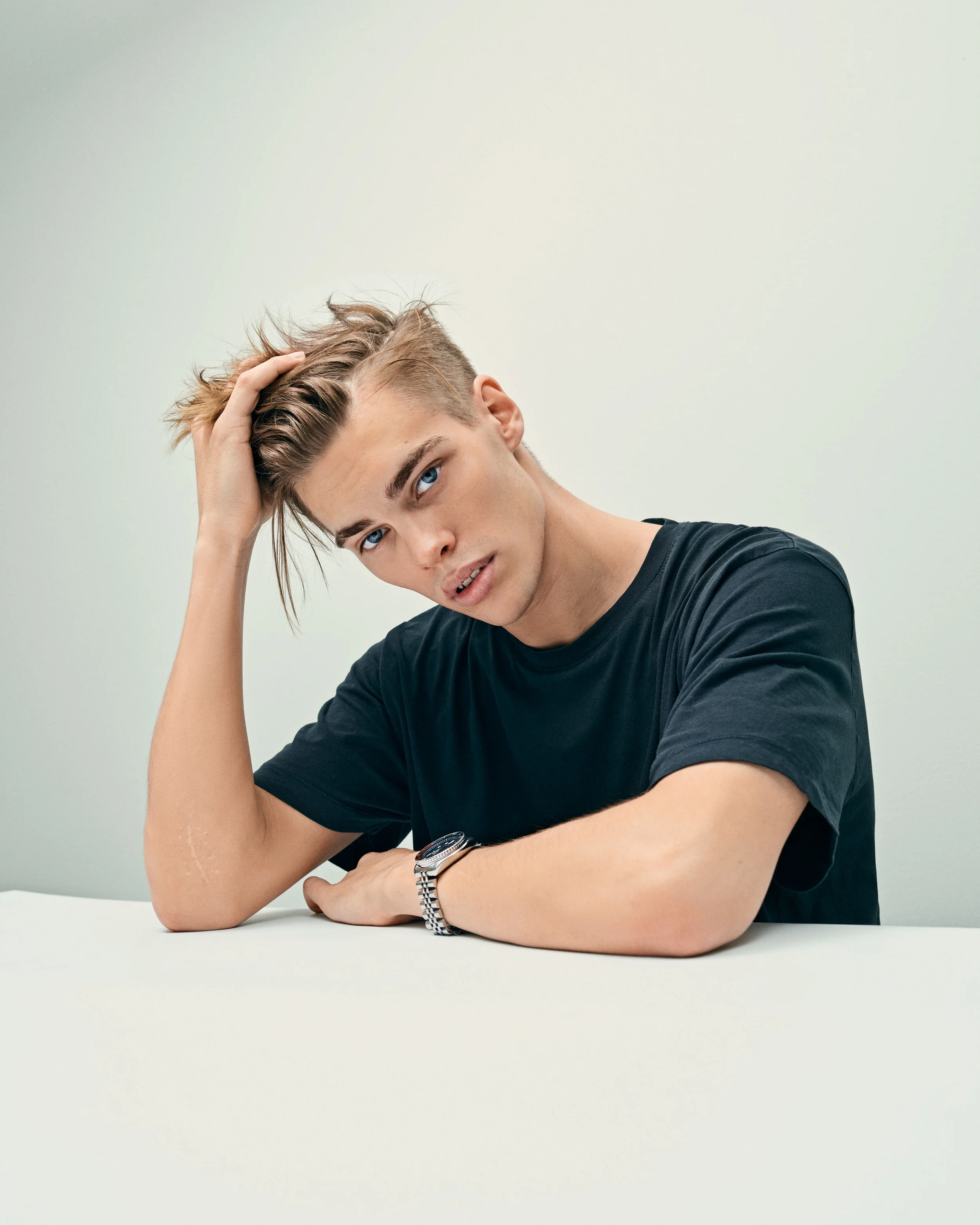 1902CH-IdolLooks-Daniel_25177.jpg