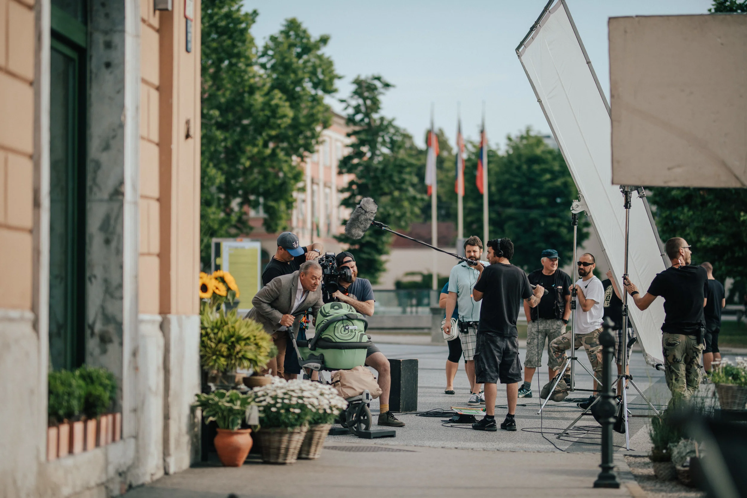 ‘Reka ljubezni’ season 3 (2018) Production: Perfo Director: Nejc Levstik DOP: Peter Prevec In frame: Ales Valic, AC Domen Rakef, cam op Uros Skoric Skoro, 1st AD Ljubo Bilic, boom op Matej Loredan, grip Zvone Busic, electrician Dean Kljaic