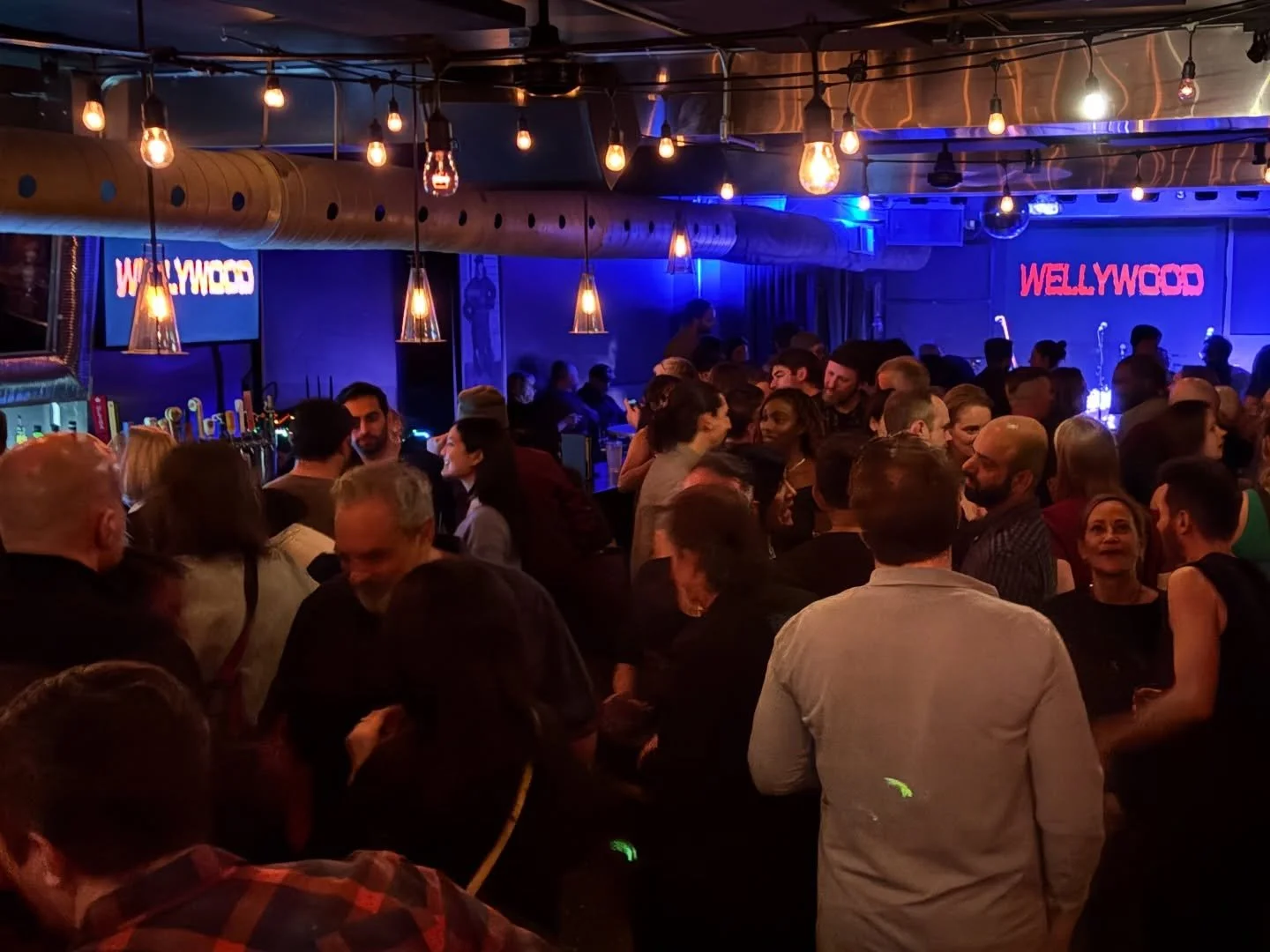 One year in. And what a weekend!

This past weekend at @thepilot_to felt like a full-circle moment for me / @campbellentertainmentinc 
@_wellywood and @freefallsundays 19 anniversary both absolutely packed, back to back, in the middle of January. Wal